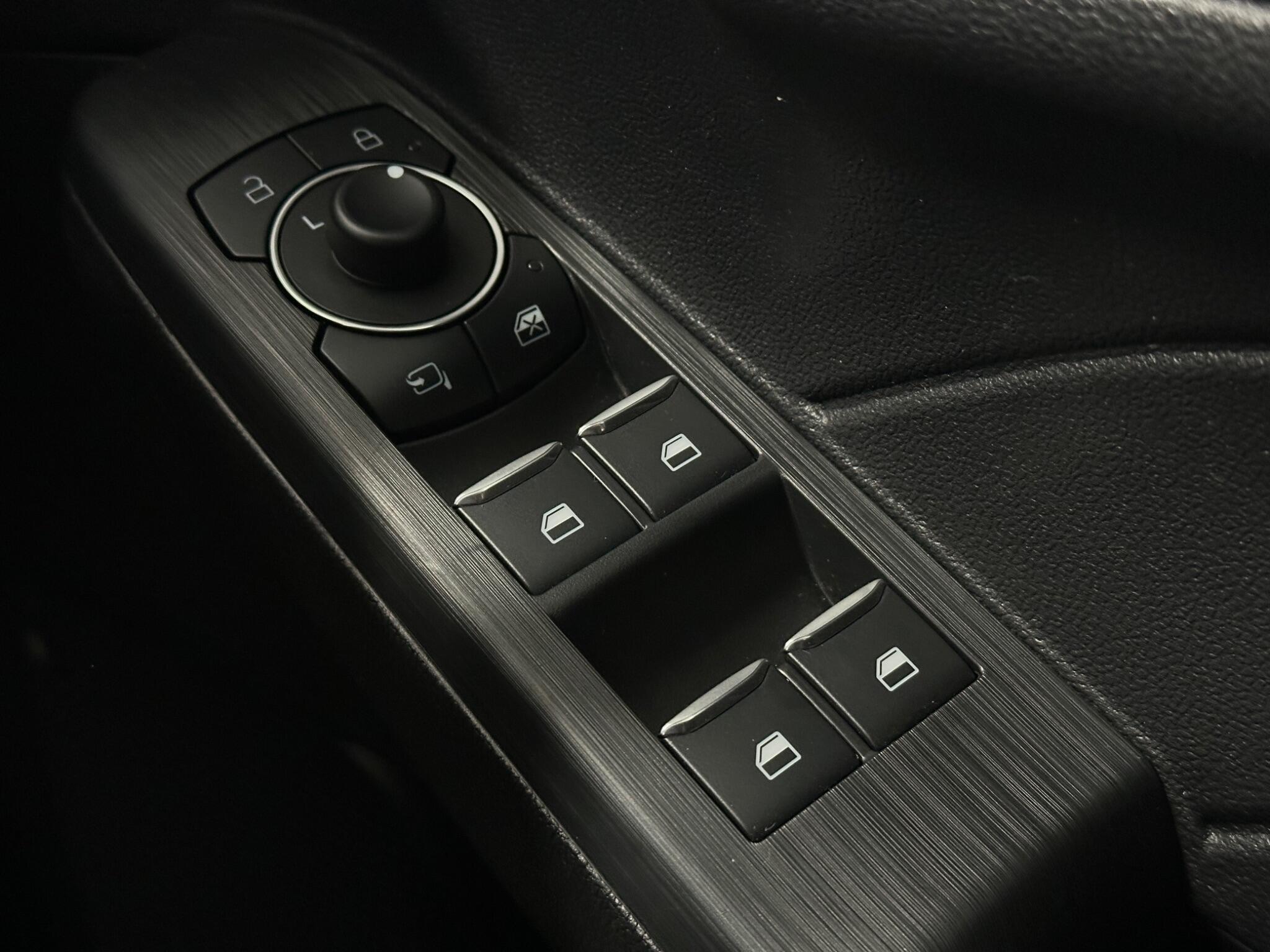 Ford Kuga view 19