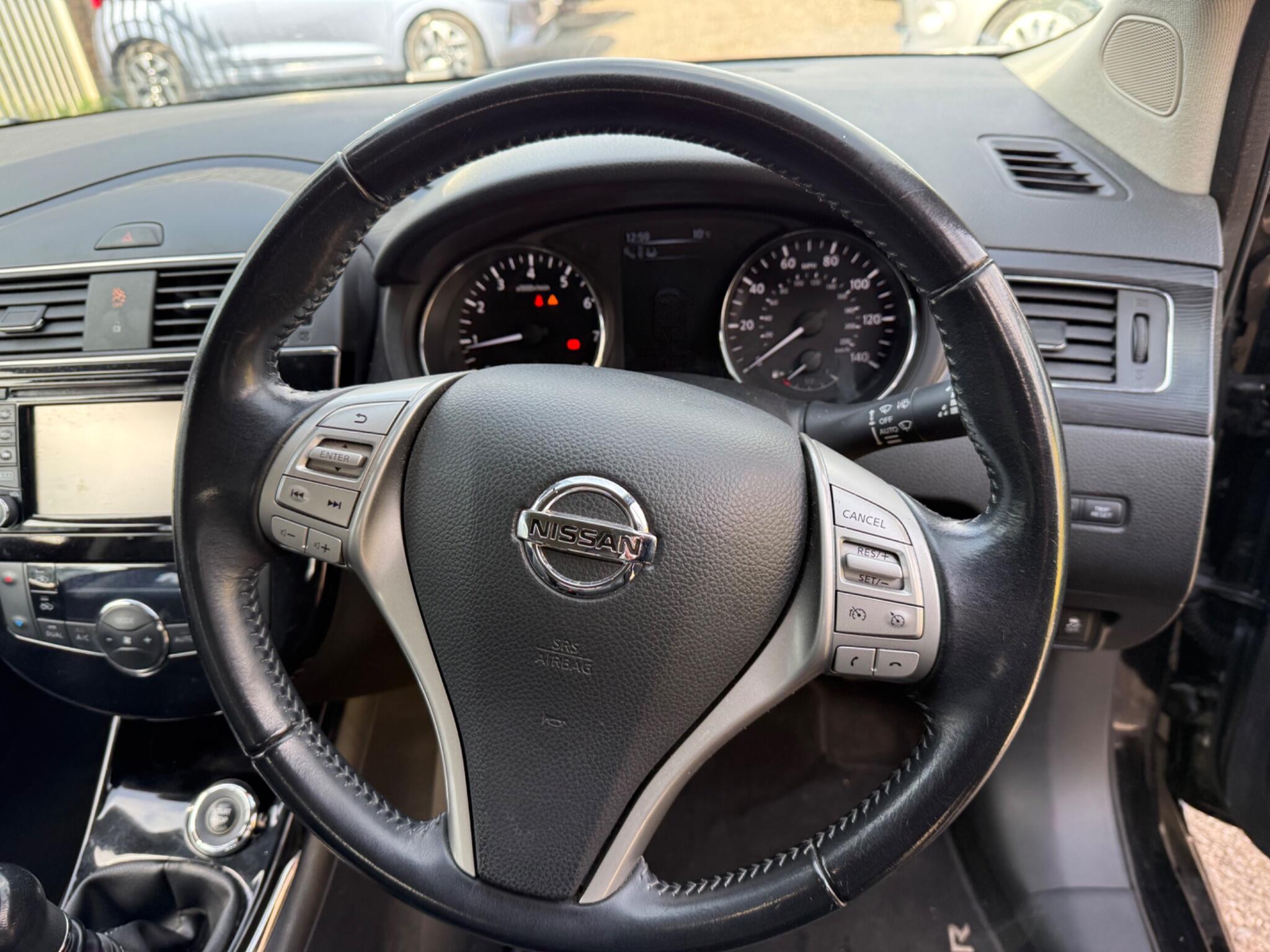 2016 Nissan Pulsar image 14
