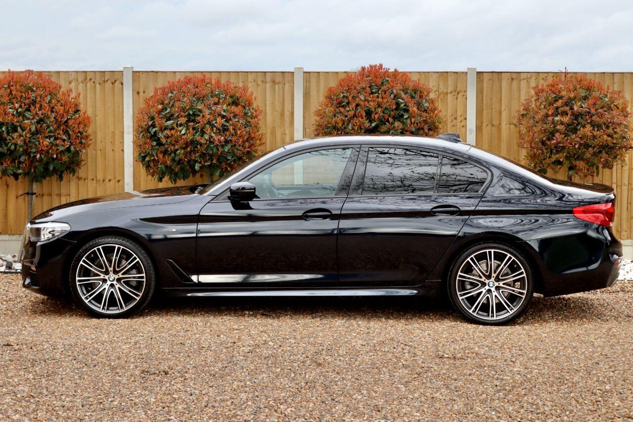 BMW 5 Series view 8