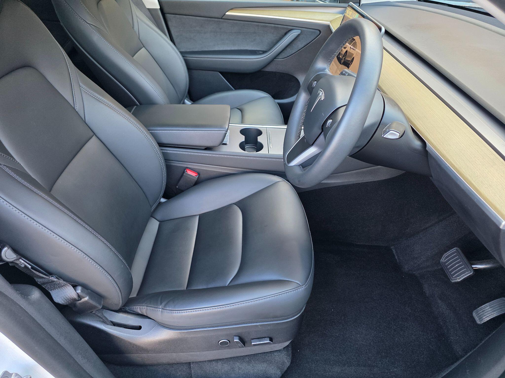 Tesla Model Y view 10