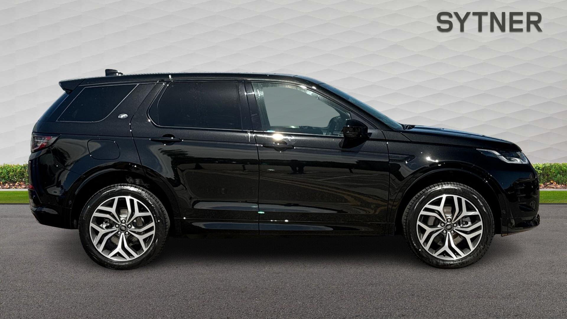 Land Rover Discovery Sport view 5