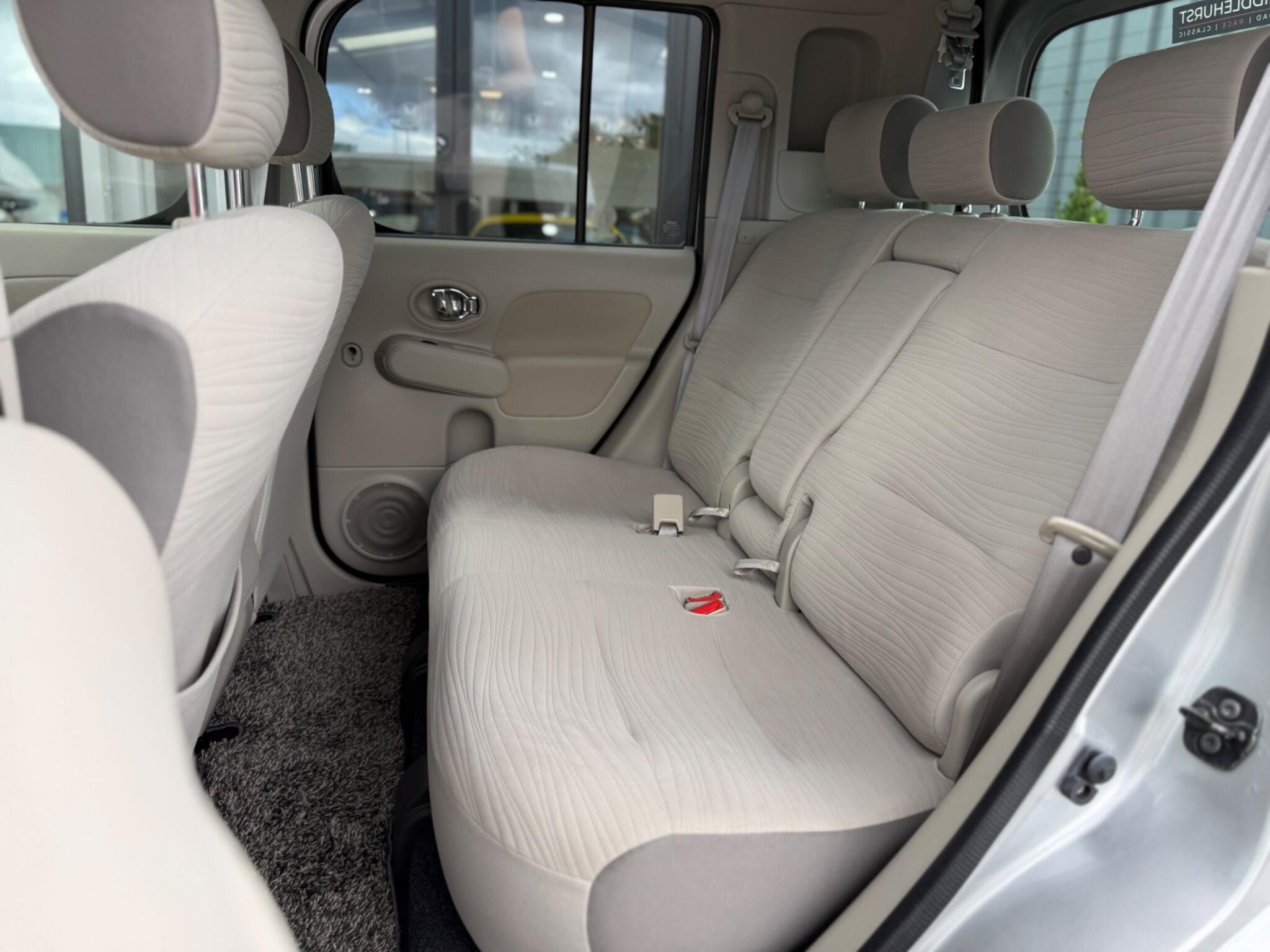 Nissan Cube view 48