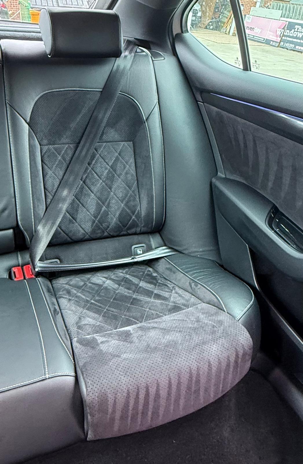 Skoda Superb view 73