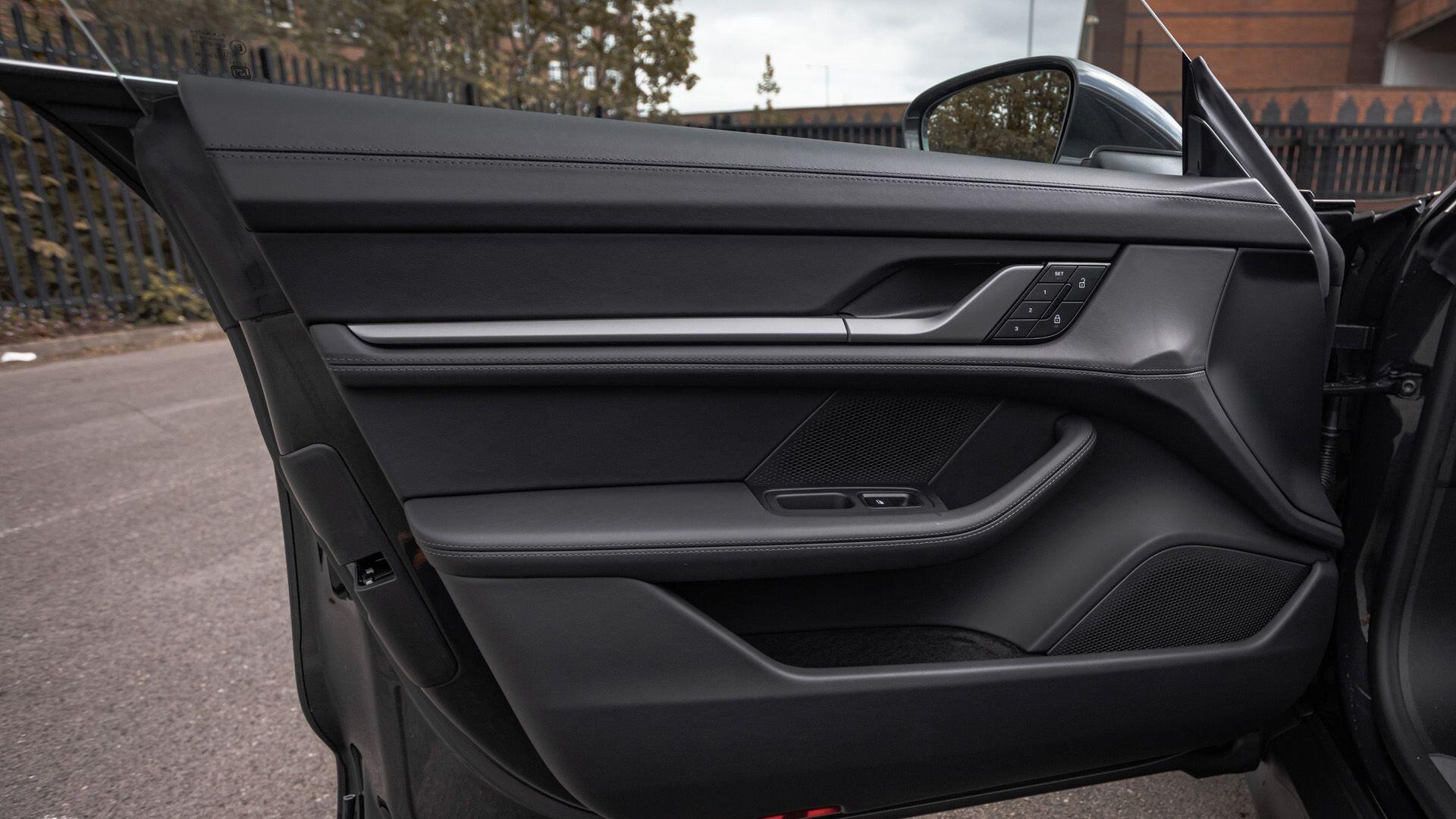Porsche Taycan view 23