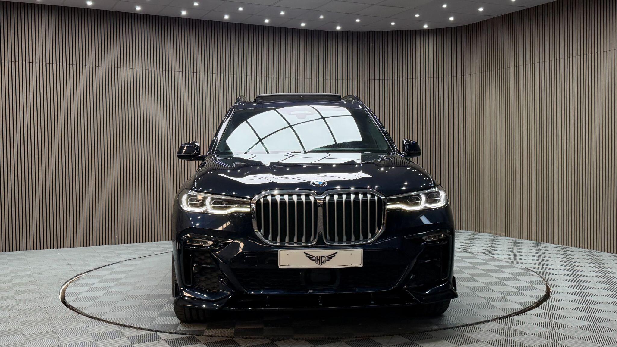 BMW X7 view 61