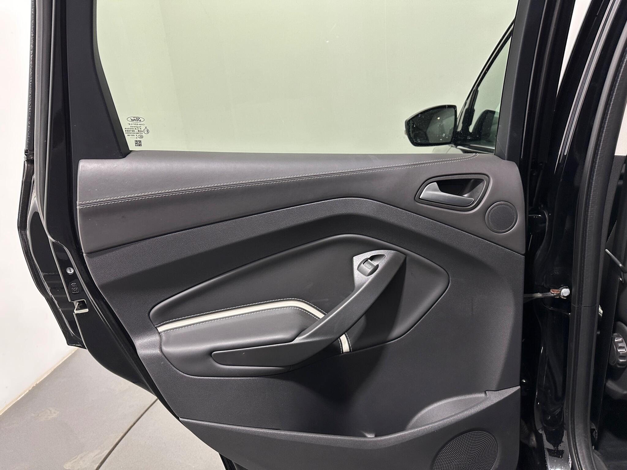 Ford Kuga view 39