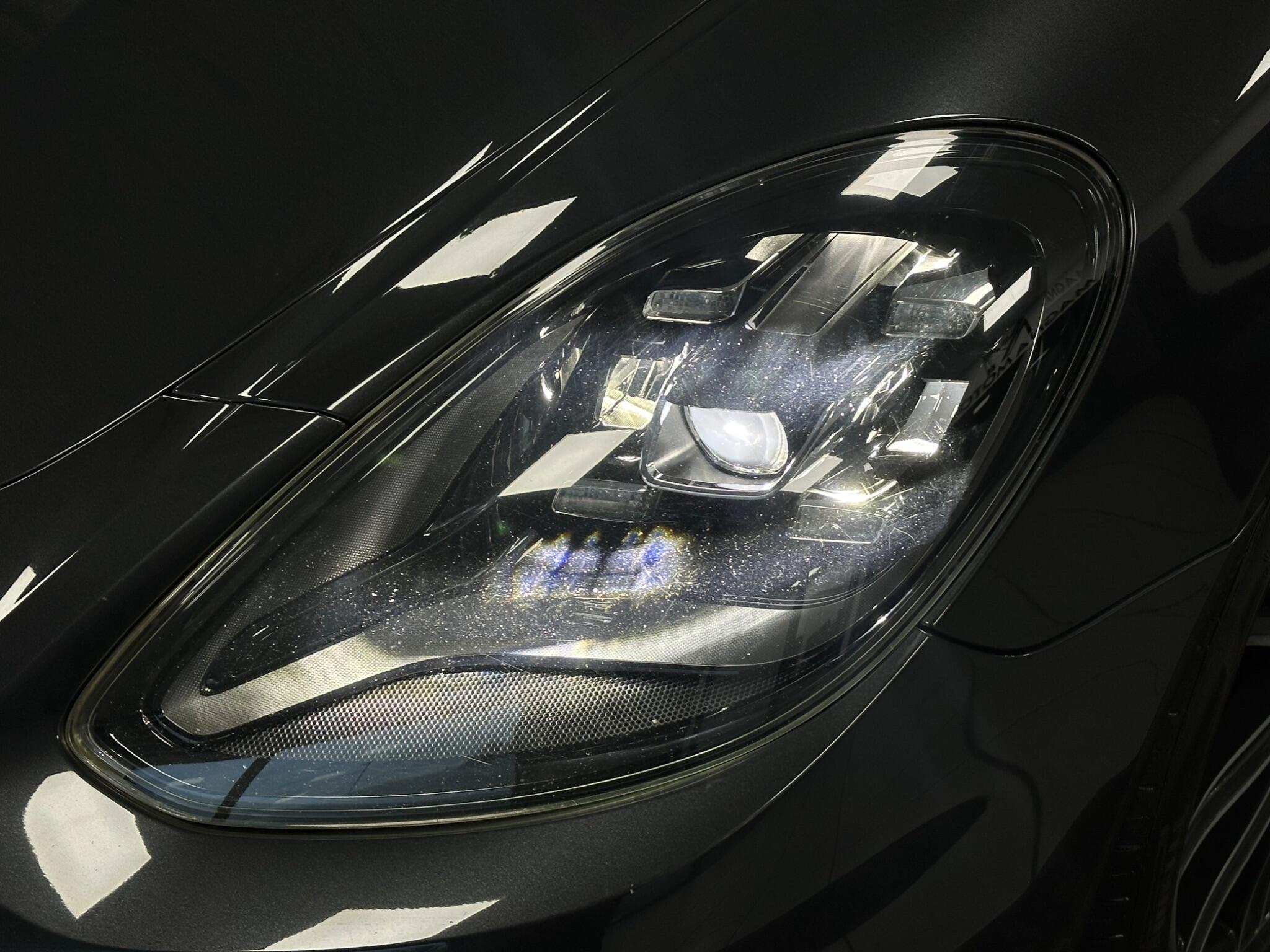 Porsche Panamera view 46