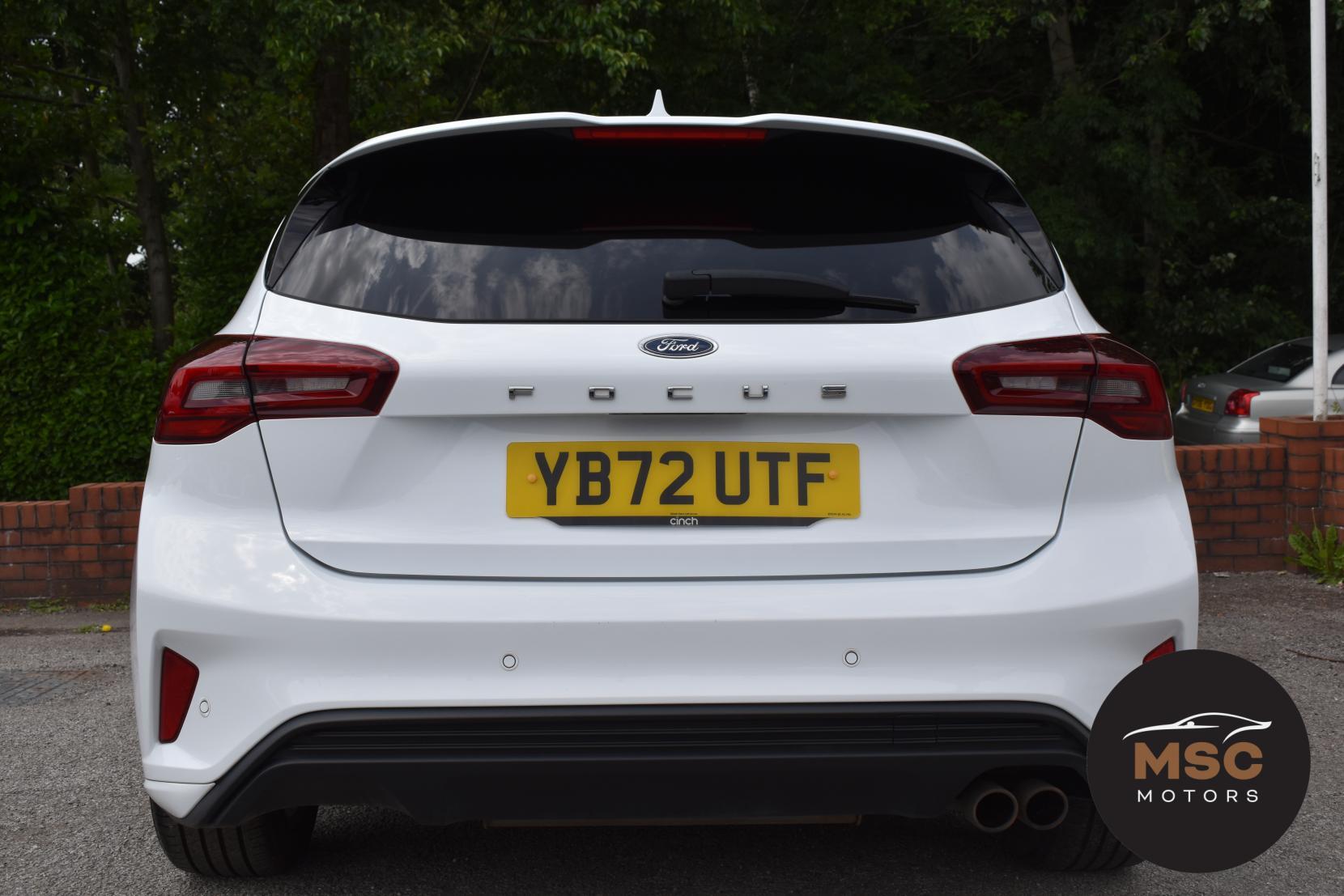 Ford Focus view 16