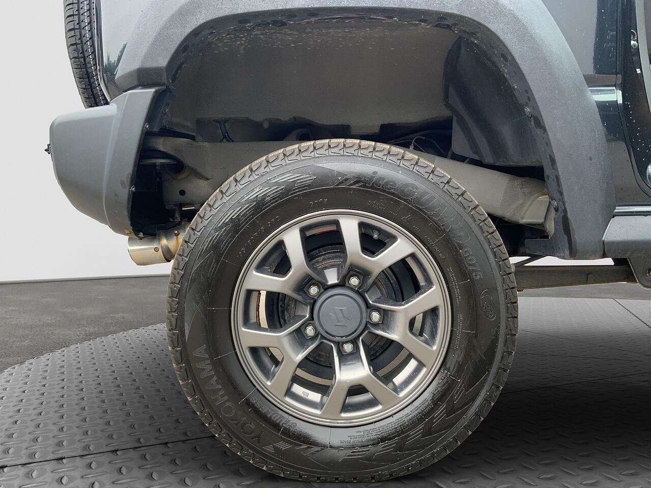 Suzuki Jimny view 21