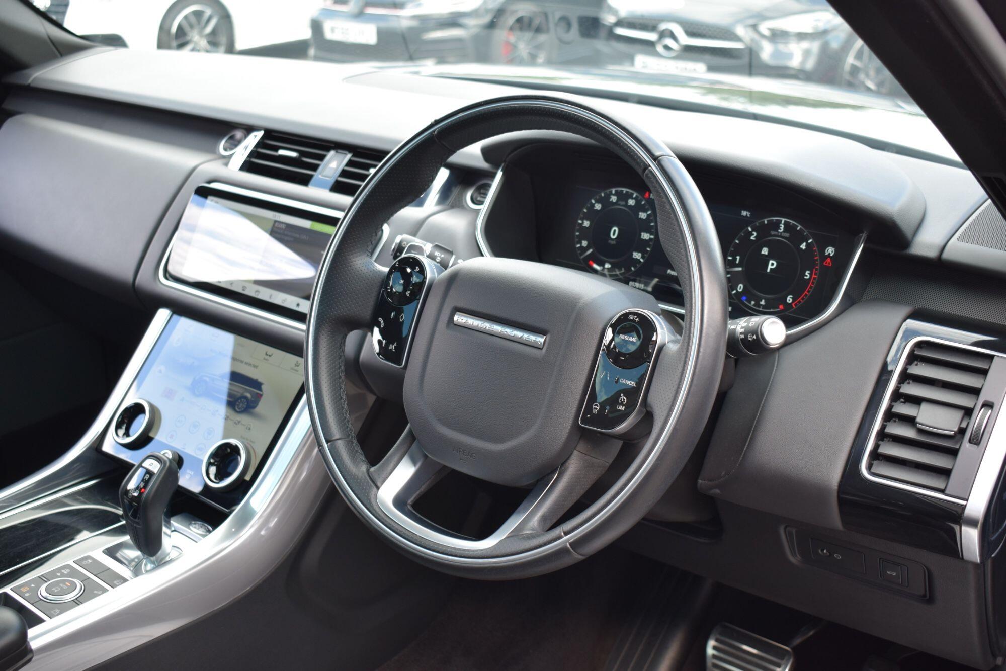 Land Rover Range Rover Sport view 13
