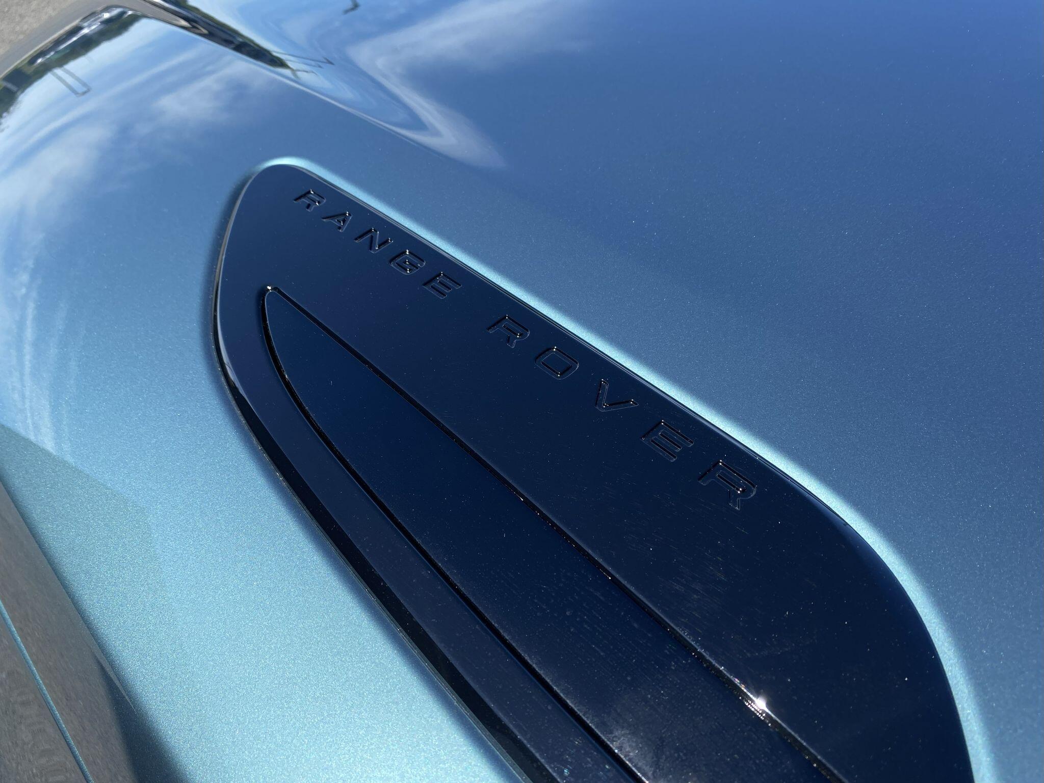 Land Rover Range Rover Velar view 25