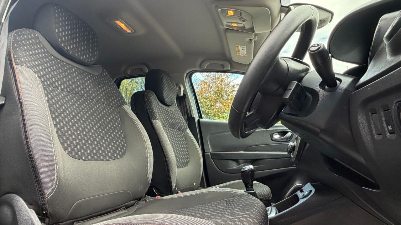 Renault Captur view 11