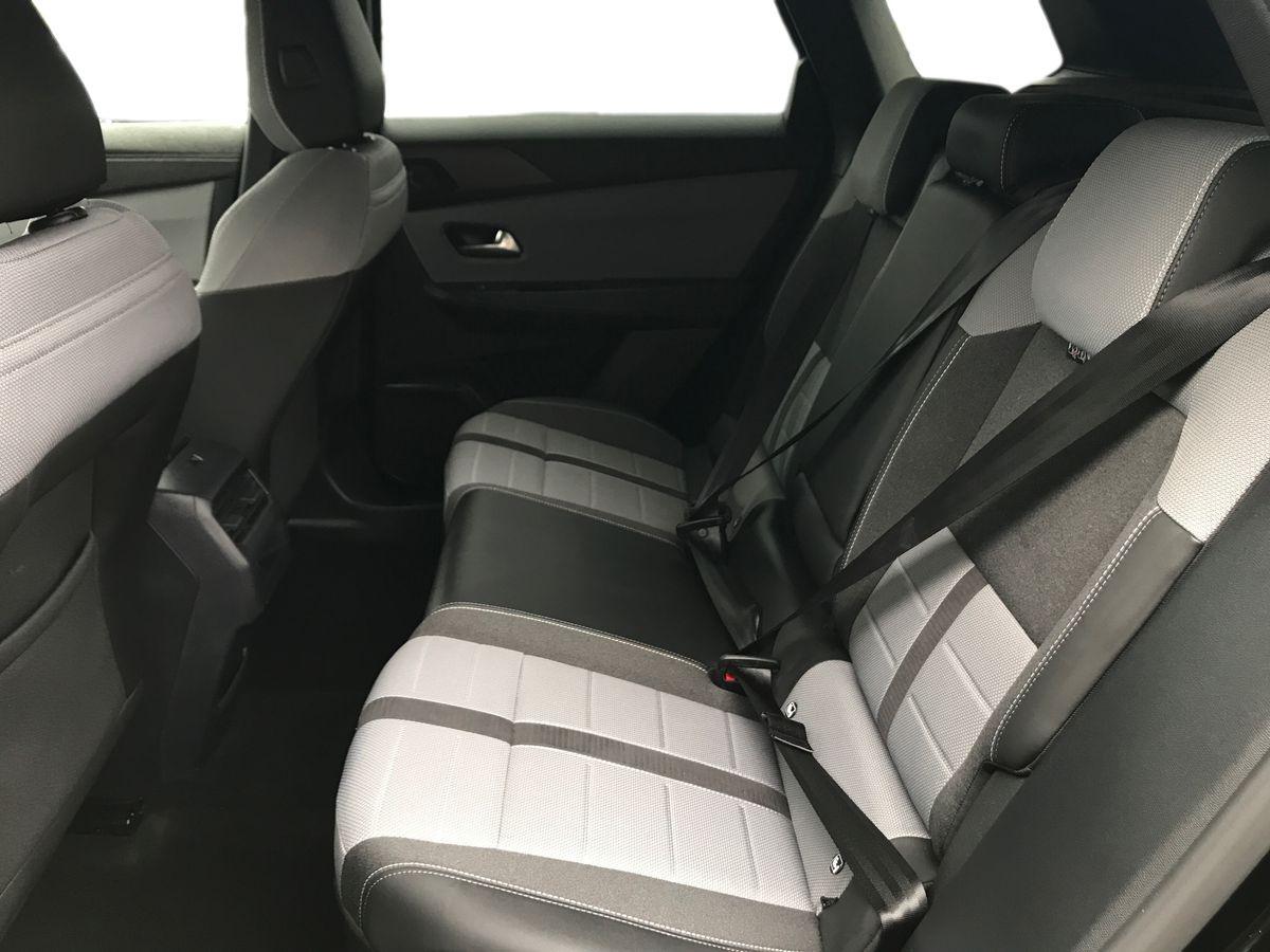 Vauxhall Grandland view 7