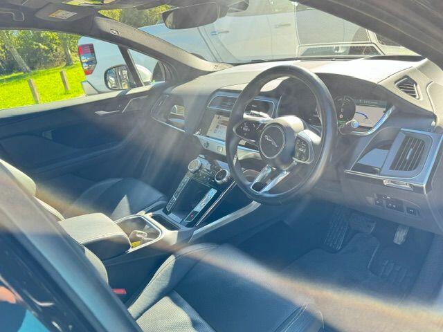 Jaguar I-Pace view 36