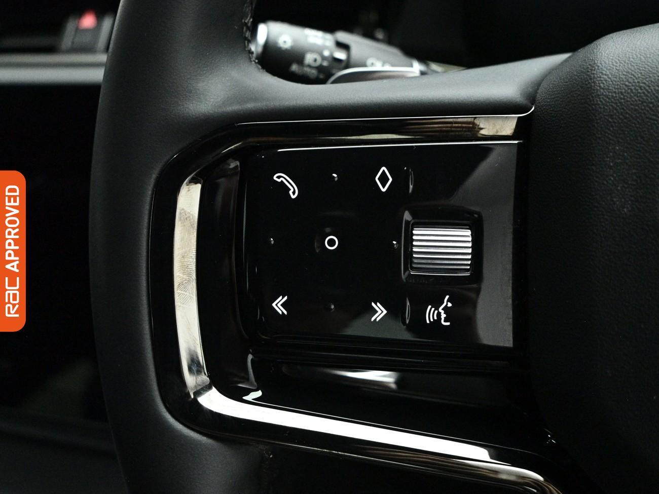 Land Rover Range Rover Evoque view 22