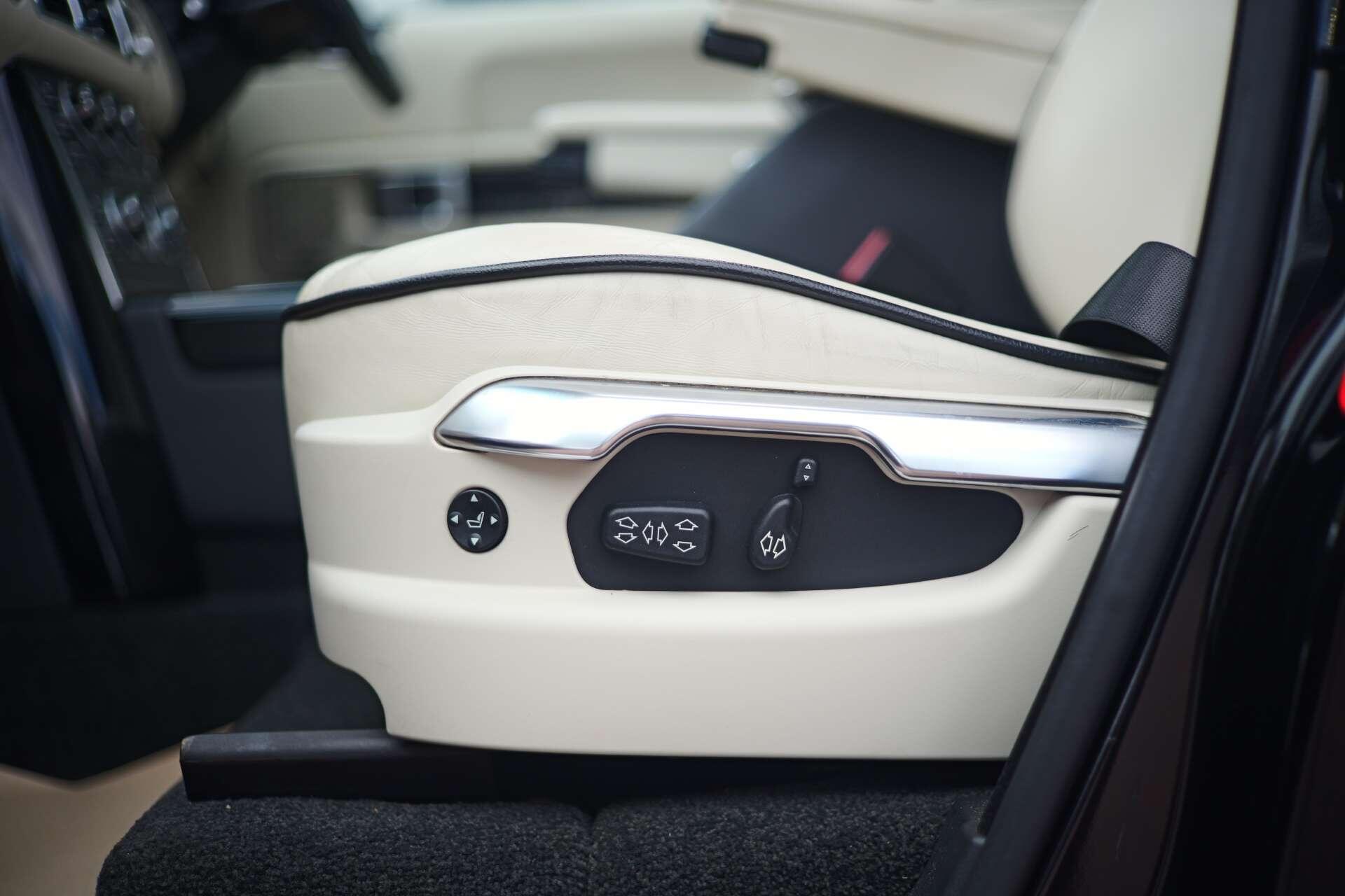 Land Rover Range Rover view 38
