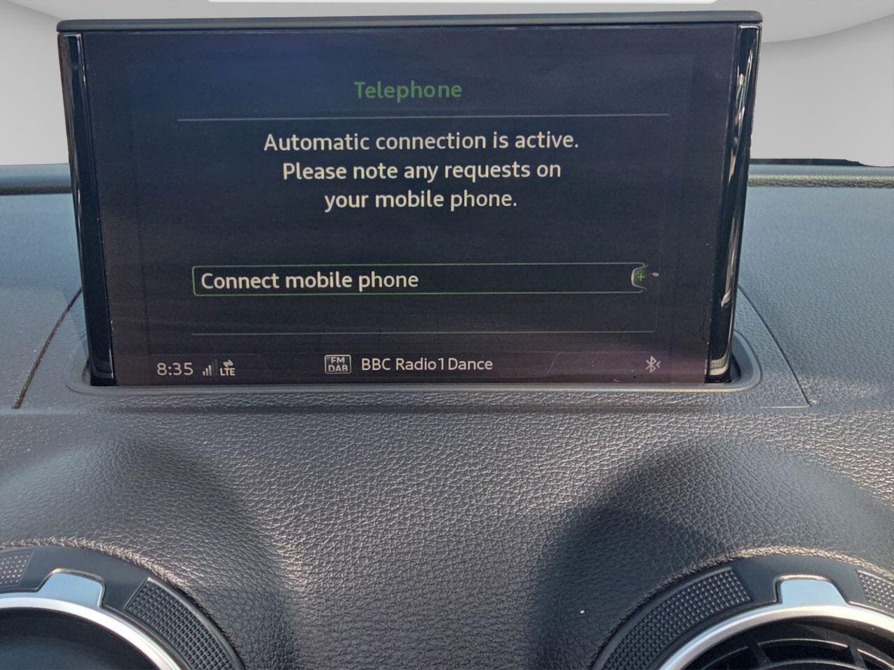 Audi A3 Cabriolet view 18