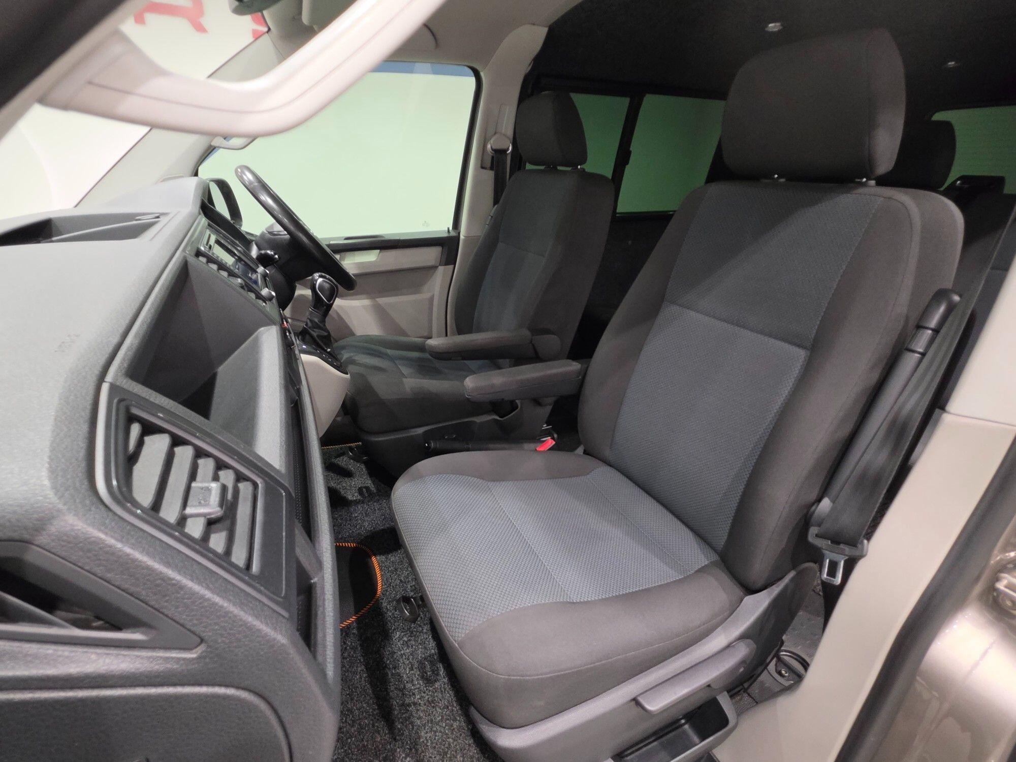 Volkswagen Transporter view 86