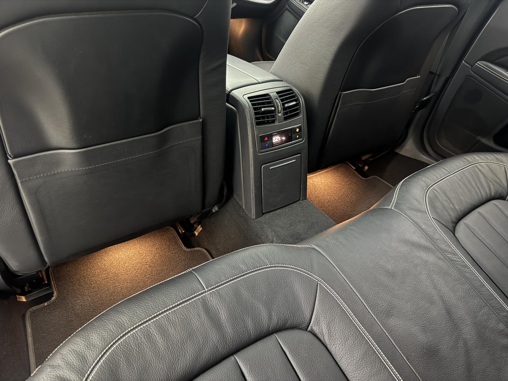 Mercedes-Benz CLS view 62