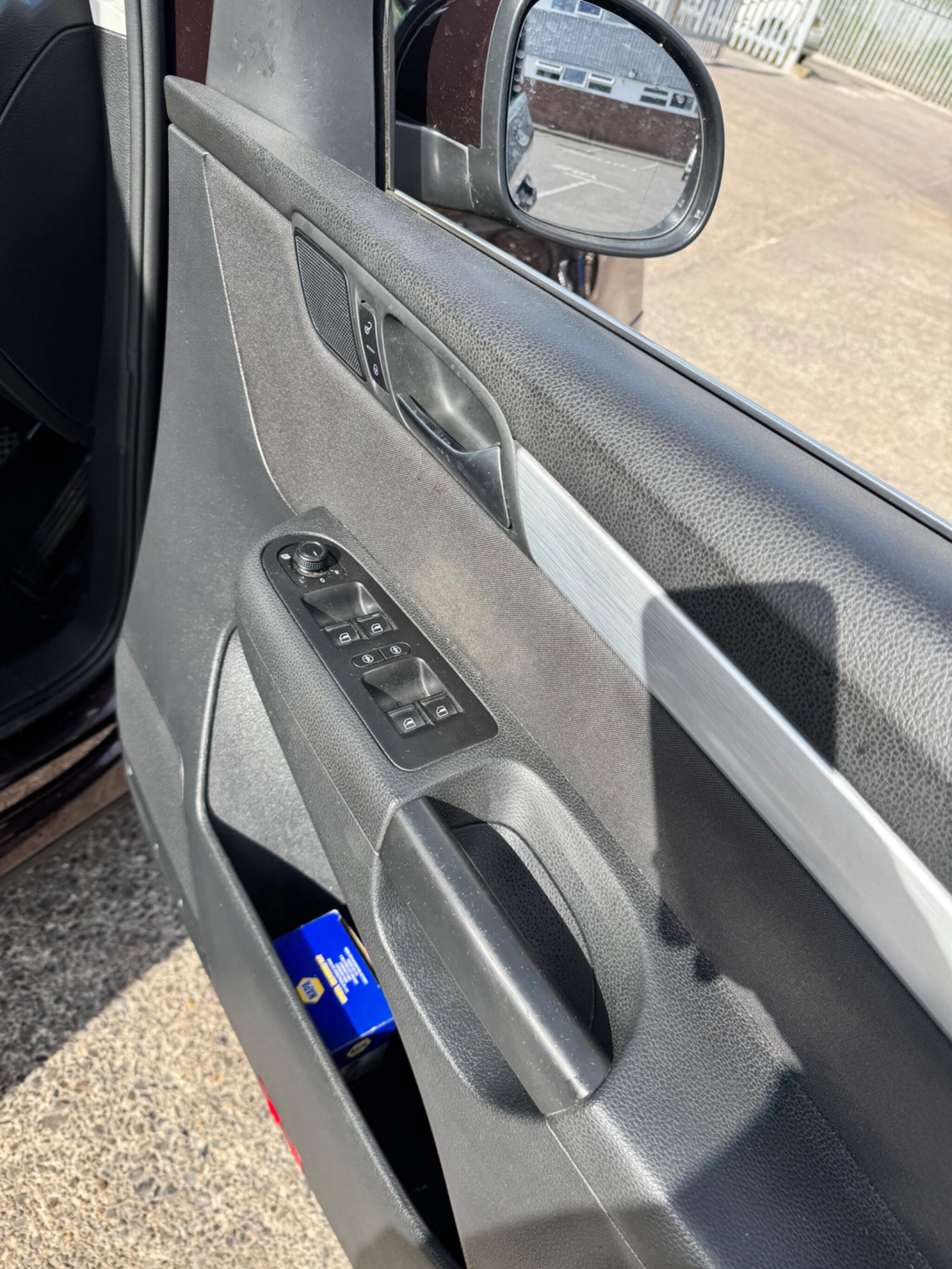 Volkswagen Sharan view 30