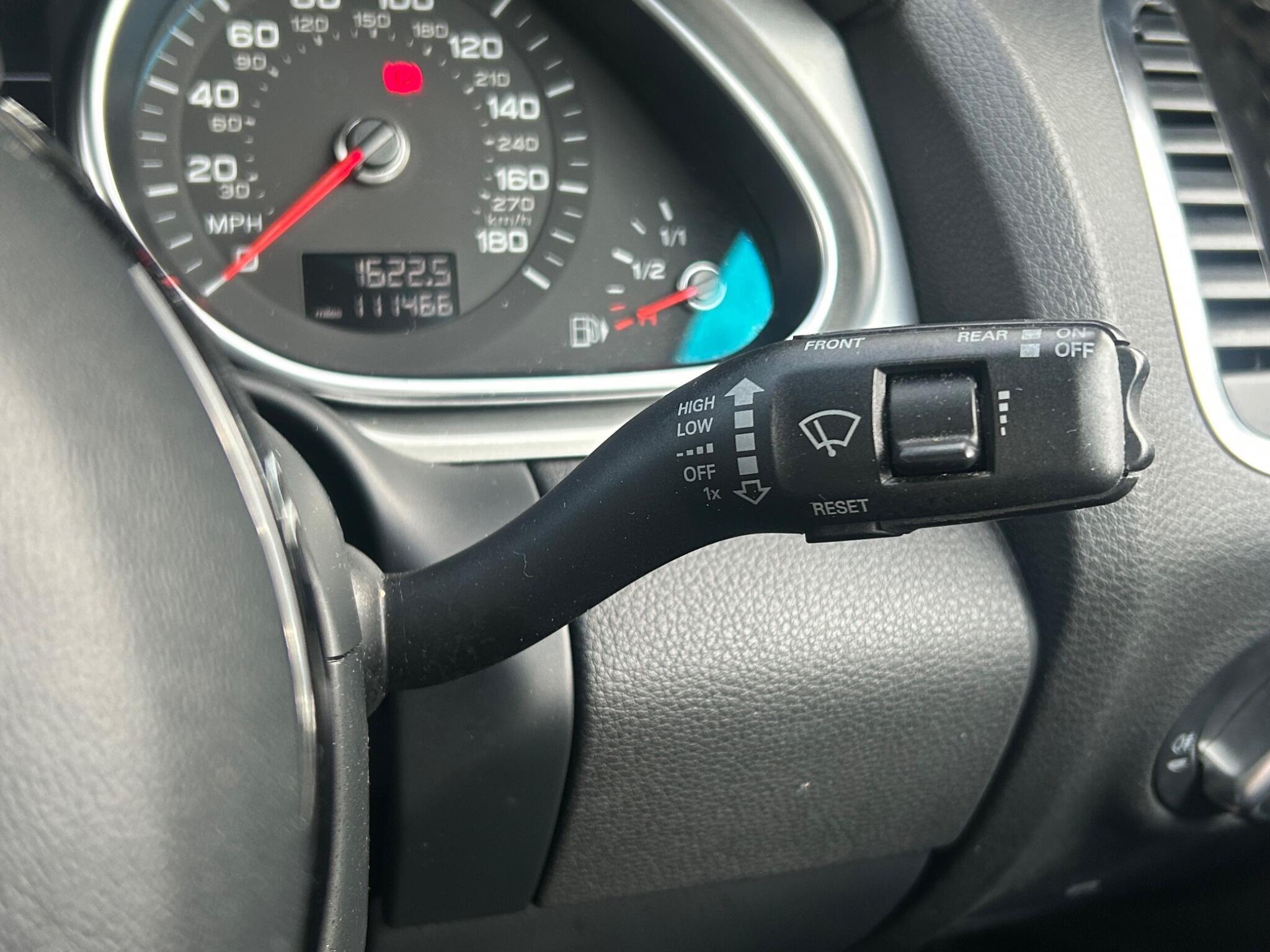 Audi Q7 view 59