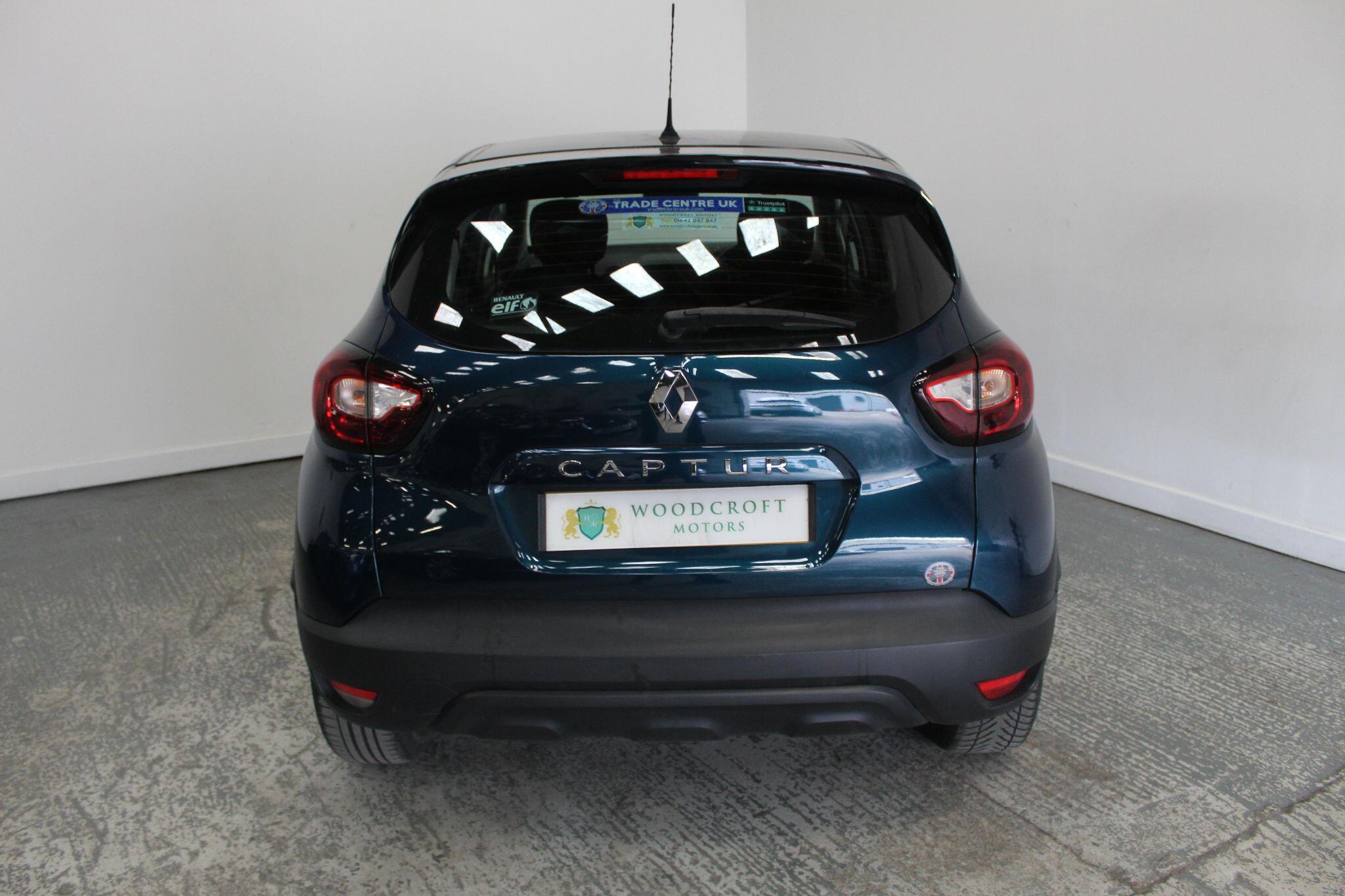 Renault Captur view 14