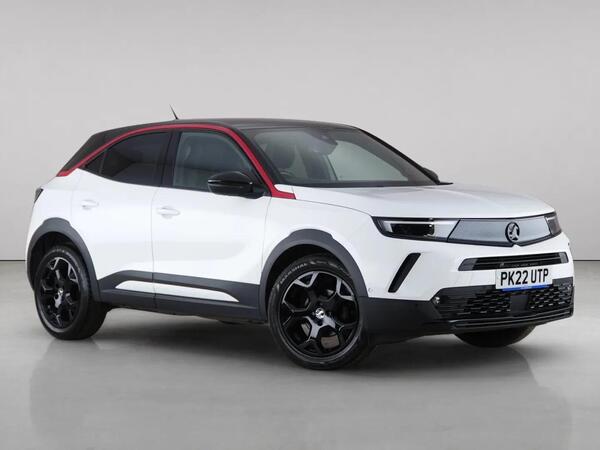 White 2022 Vauxhall Mokka Hatchback Front-wheel drive Manual