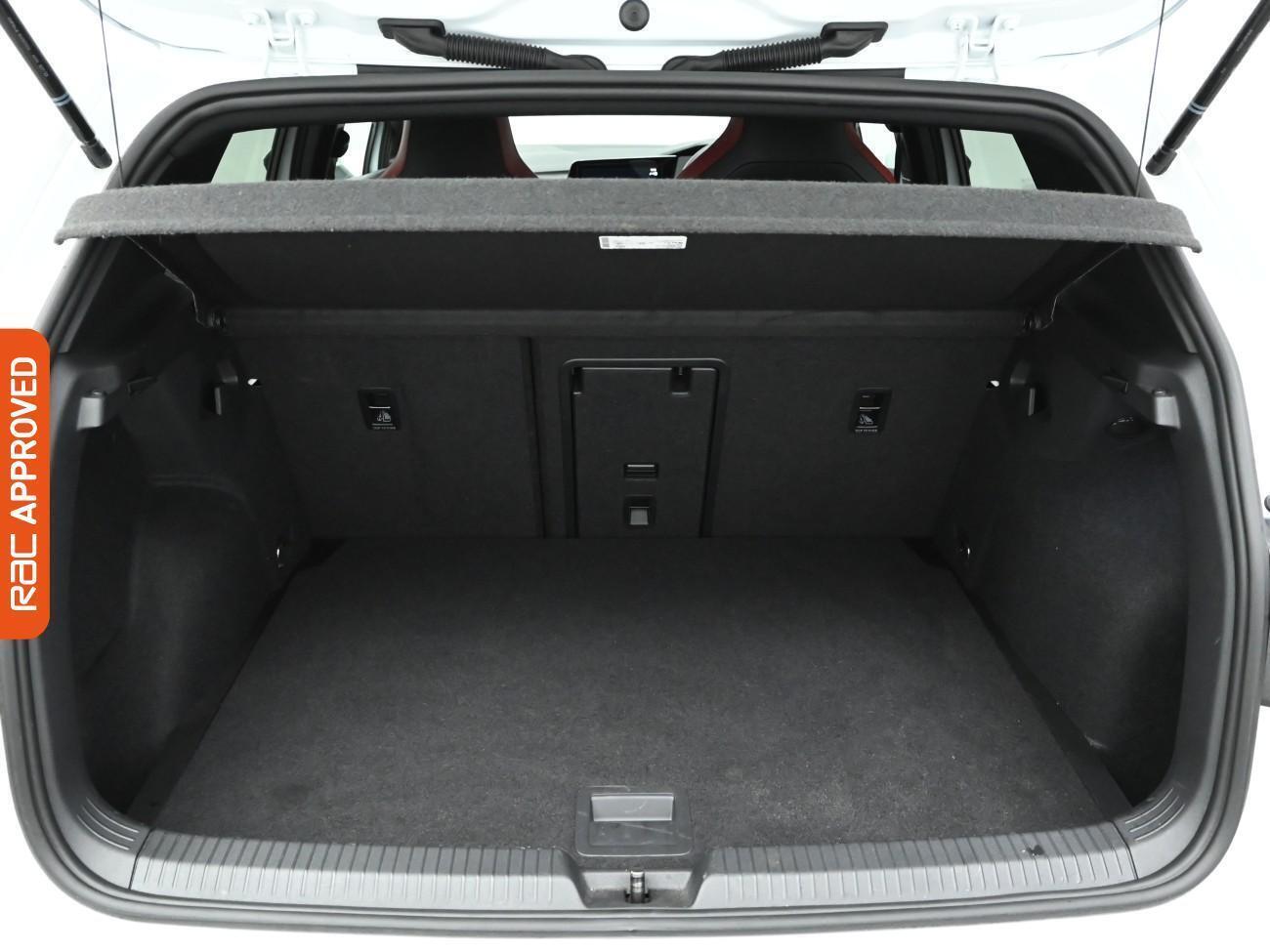 Volkswagen Golf view 27