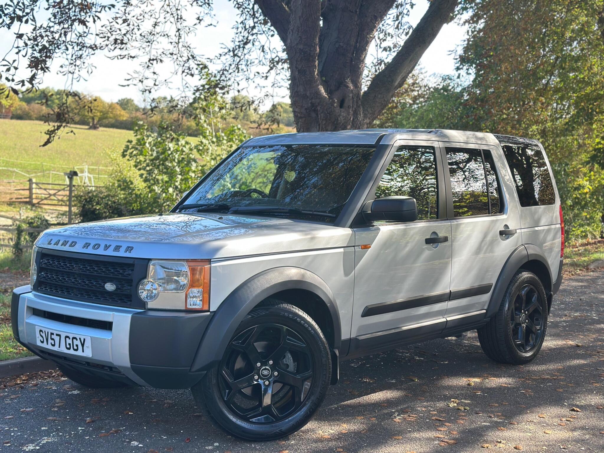 2007 Land Rover Discovery 3 image 1