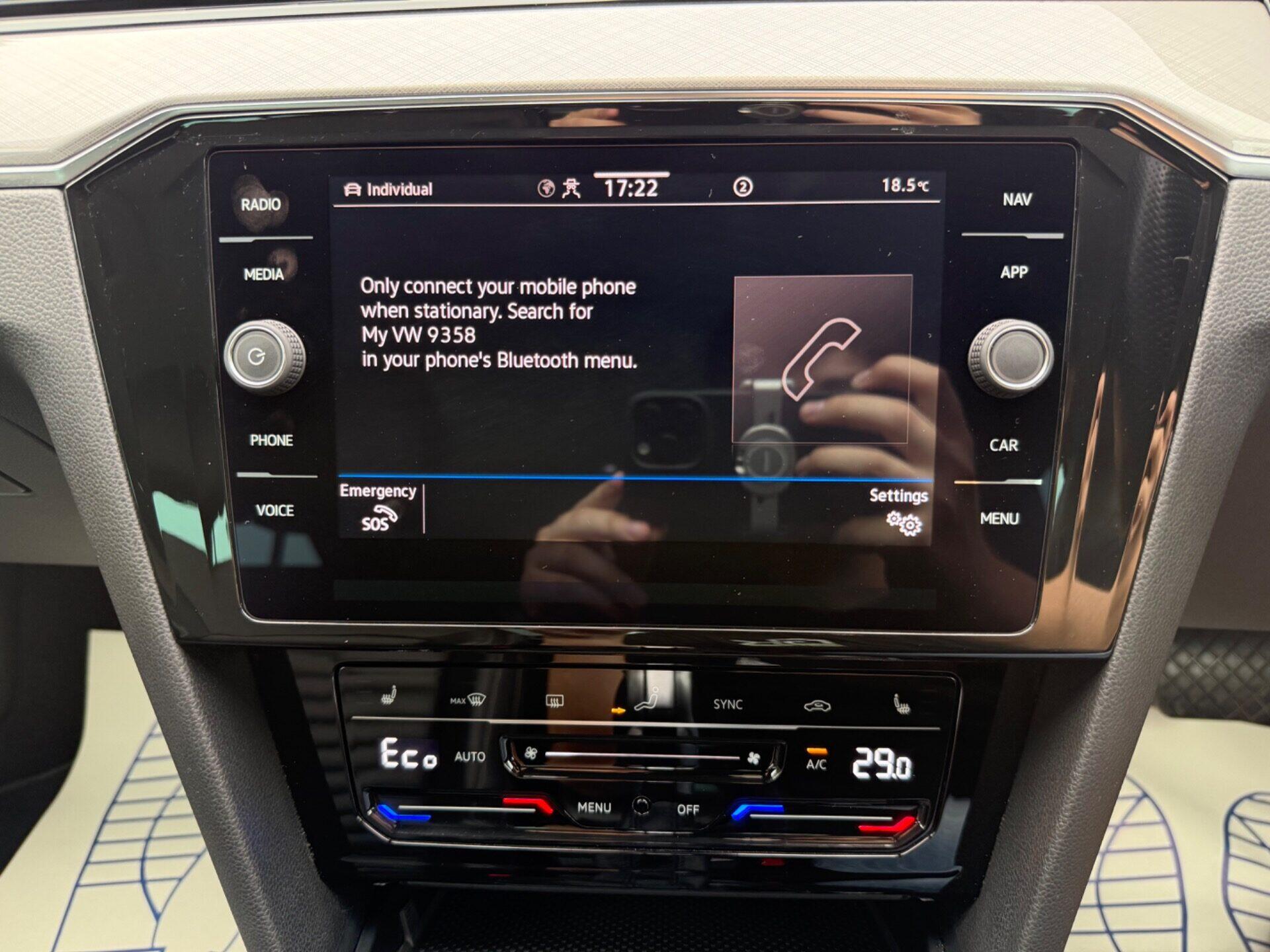 Volkswagen Passat view 47