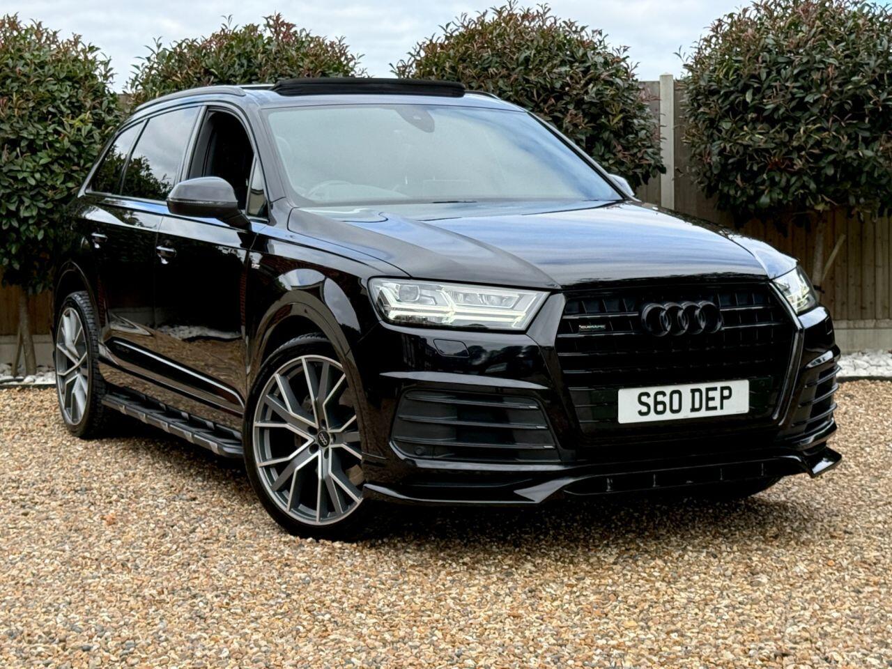 Audi Q7 view 3