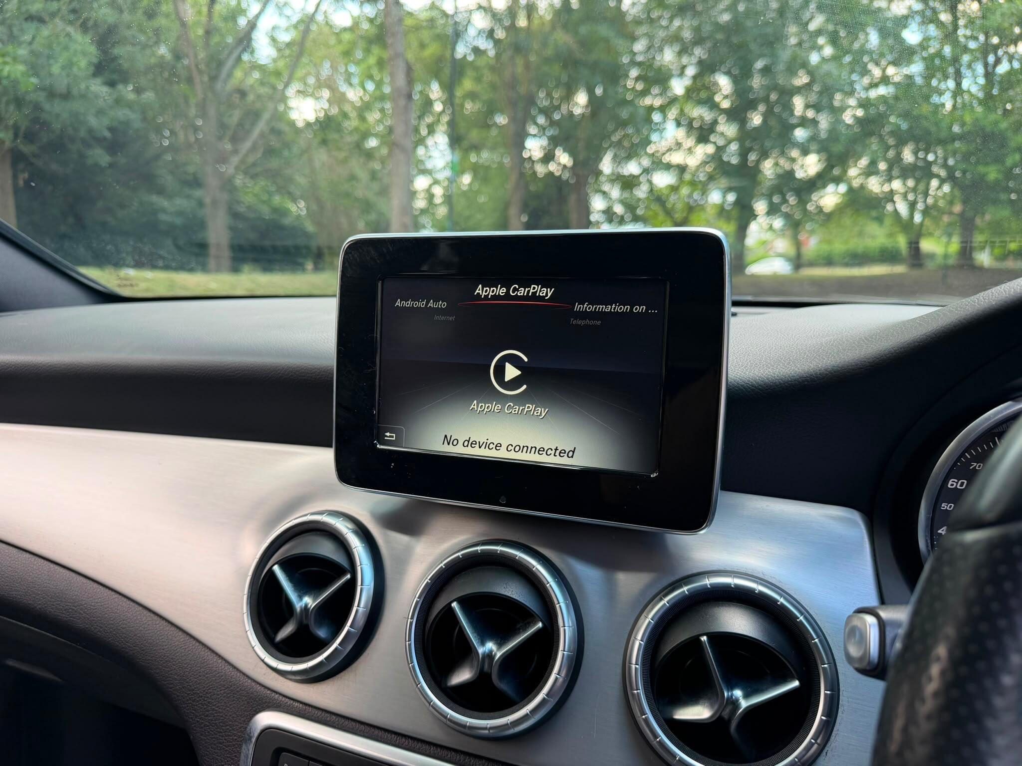 Mercedes-Benz Cla view 22