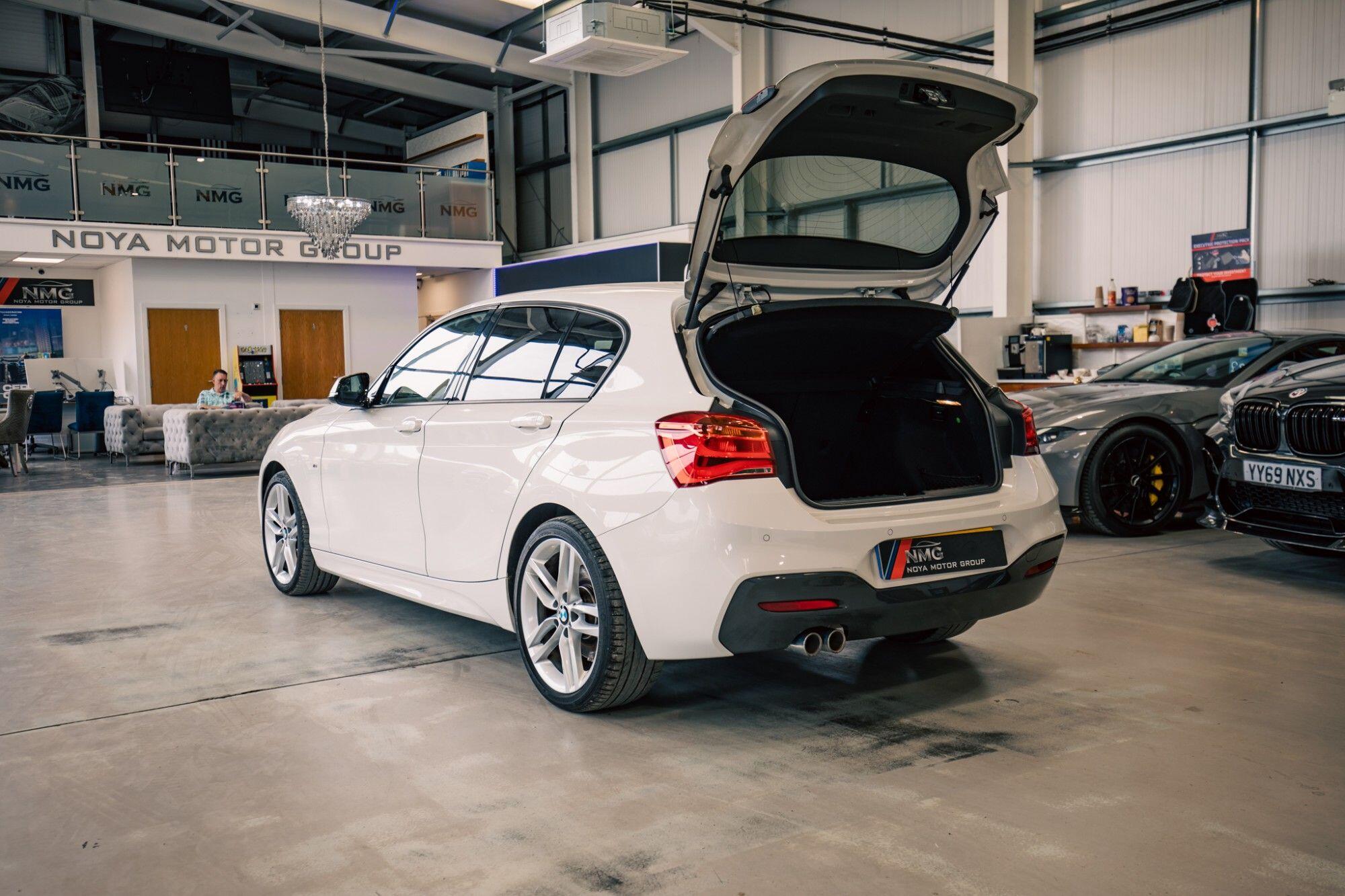 BMW 1 Series view 31