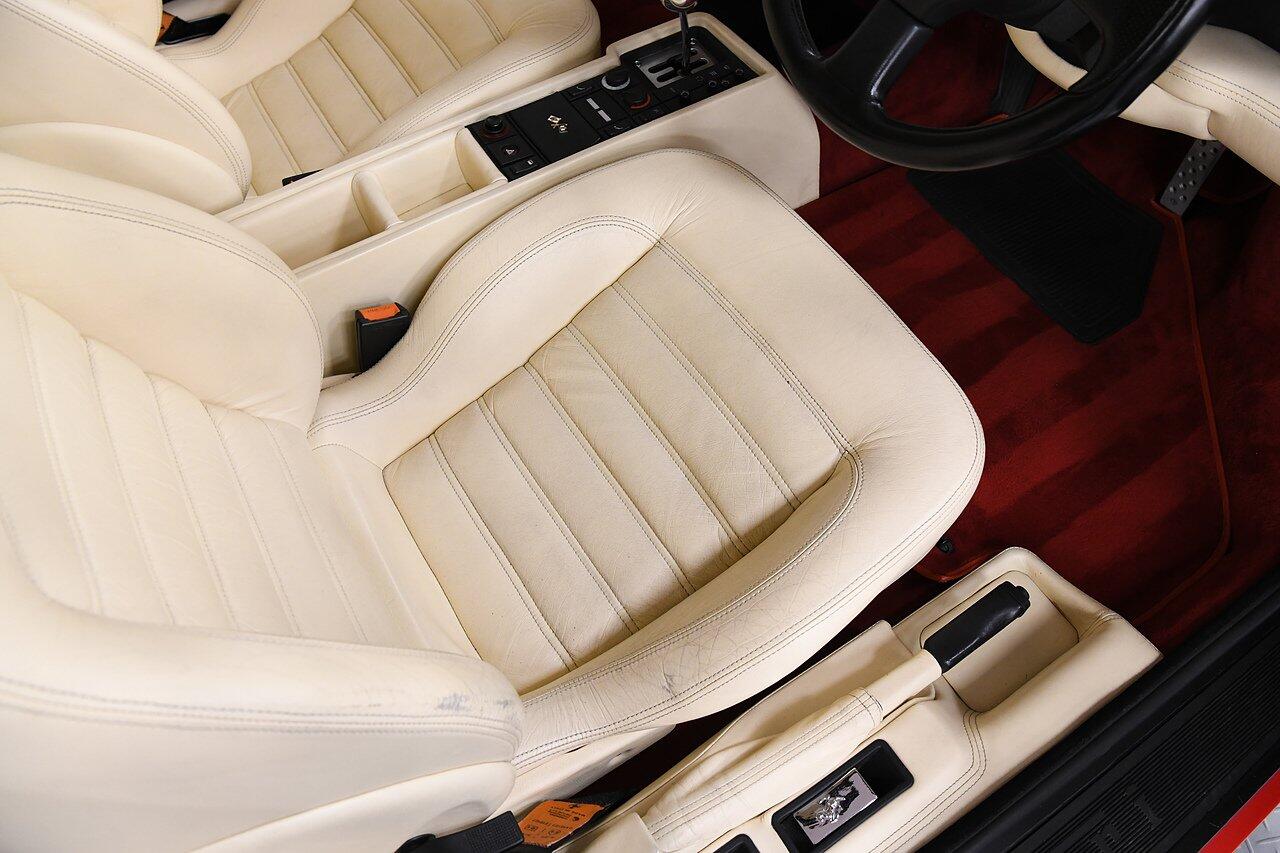Ferrari 512 view 9