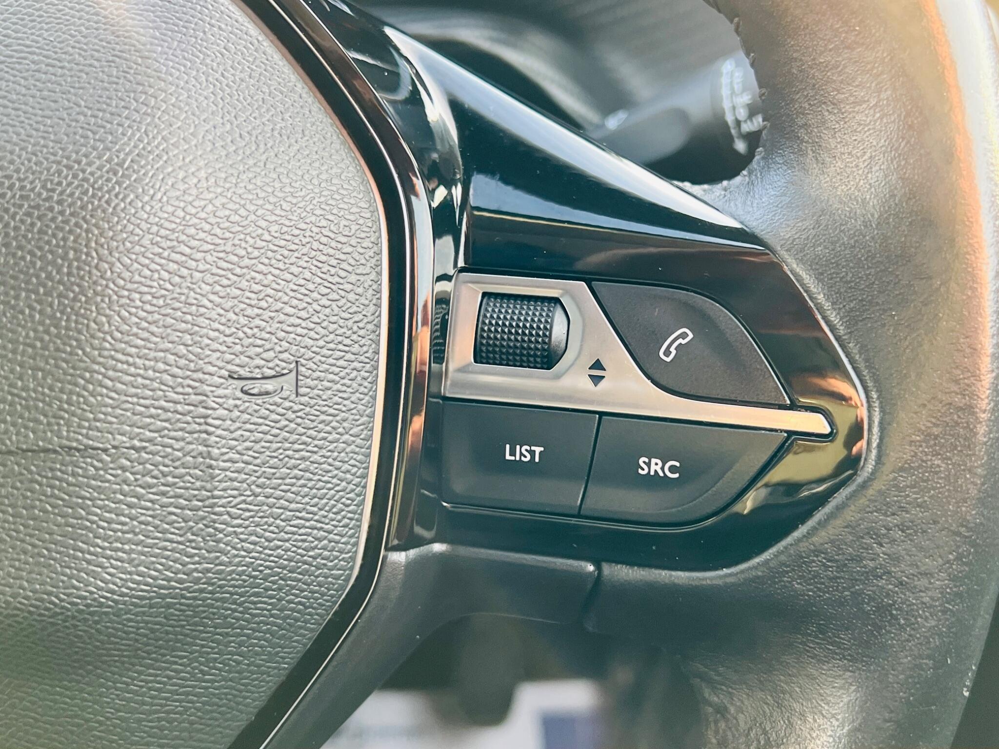 2021 Peugeot 2008 1.2 PureTech Allure Premium Euro 6 (s/s) 5dr • 73,734 miles image 33