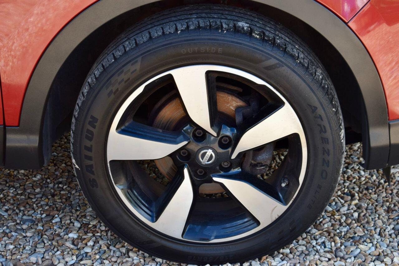 Nissan Qashqai view 18