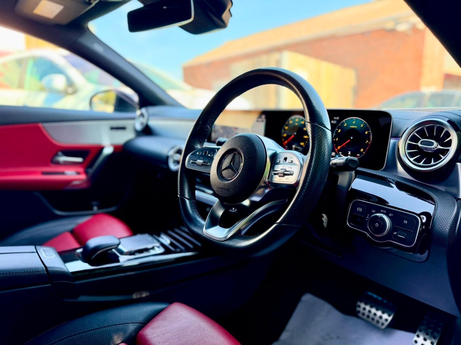 Mercedes-Benz Cla view 15