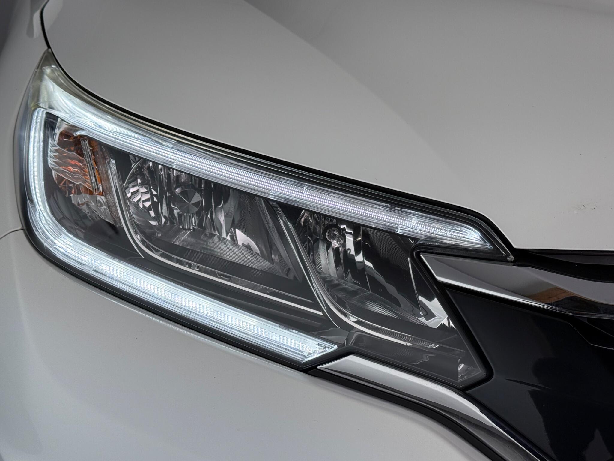 Honda CR-V view 9