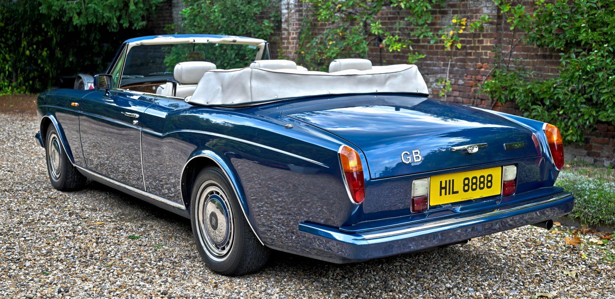 Rolls-Royce Corniche view 15