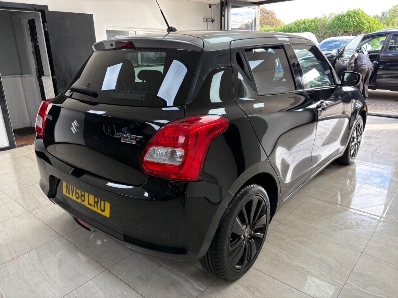 Suzuki Swift view 3
