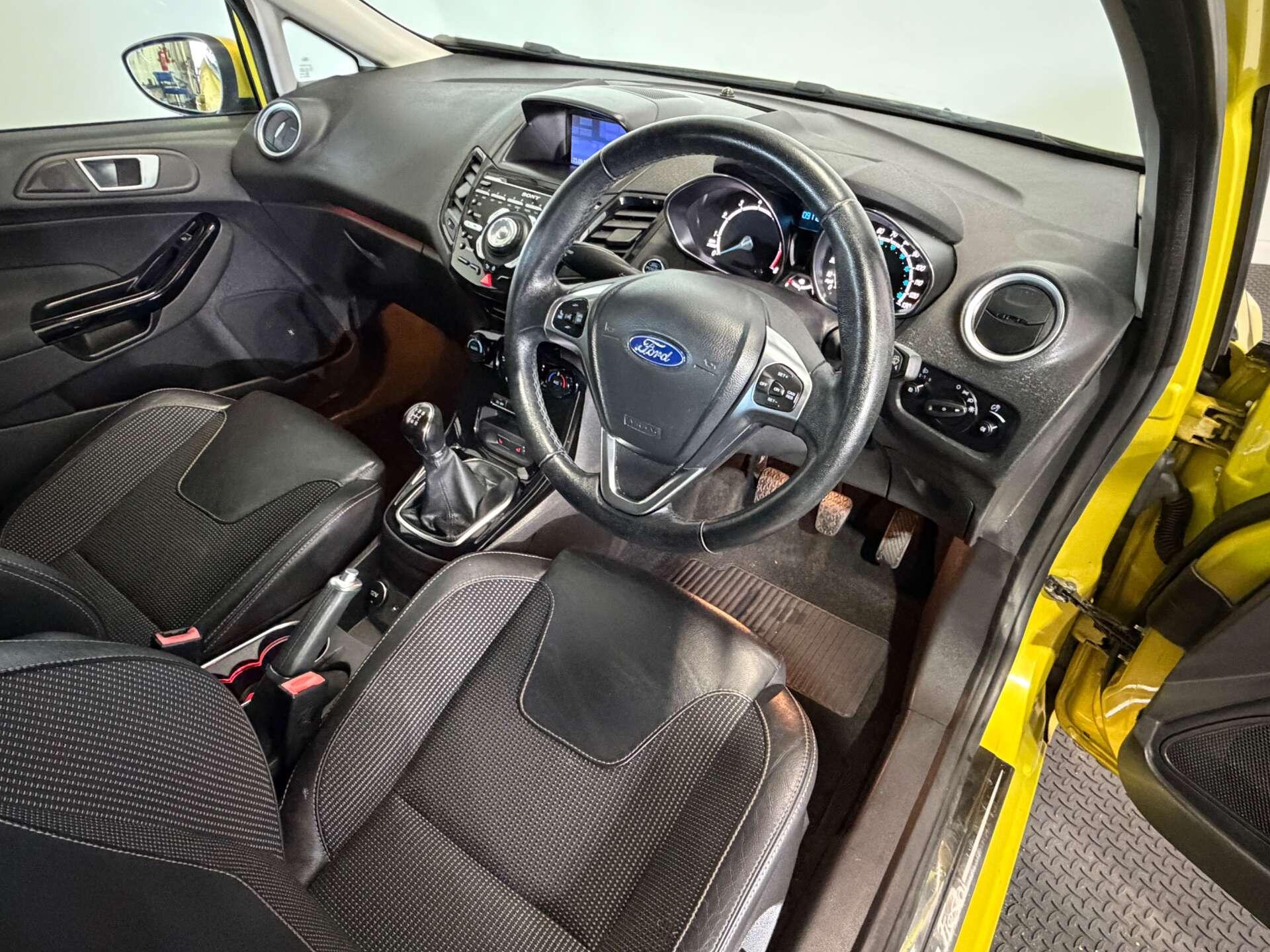 Ford Fiesta view 15
