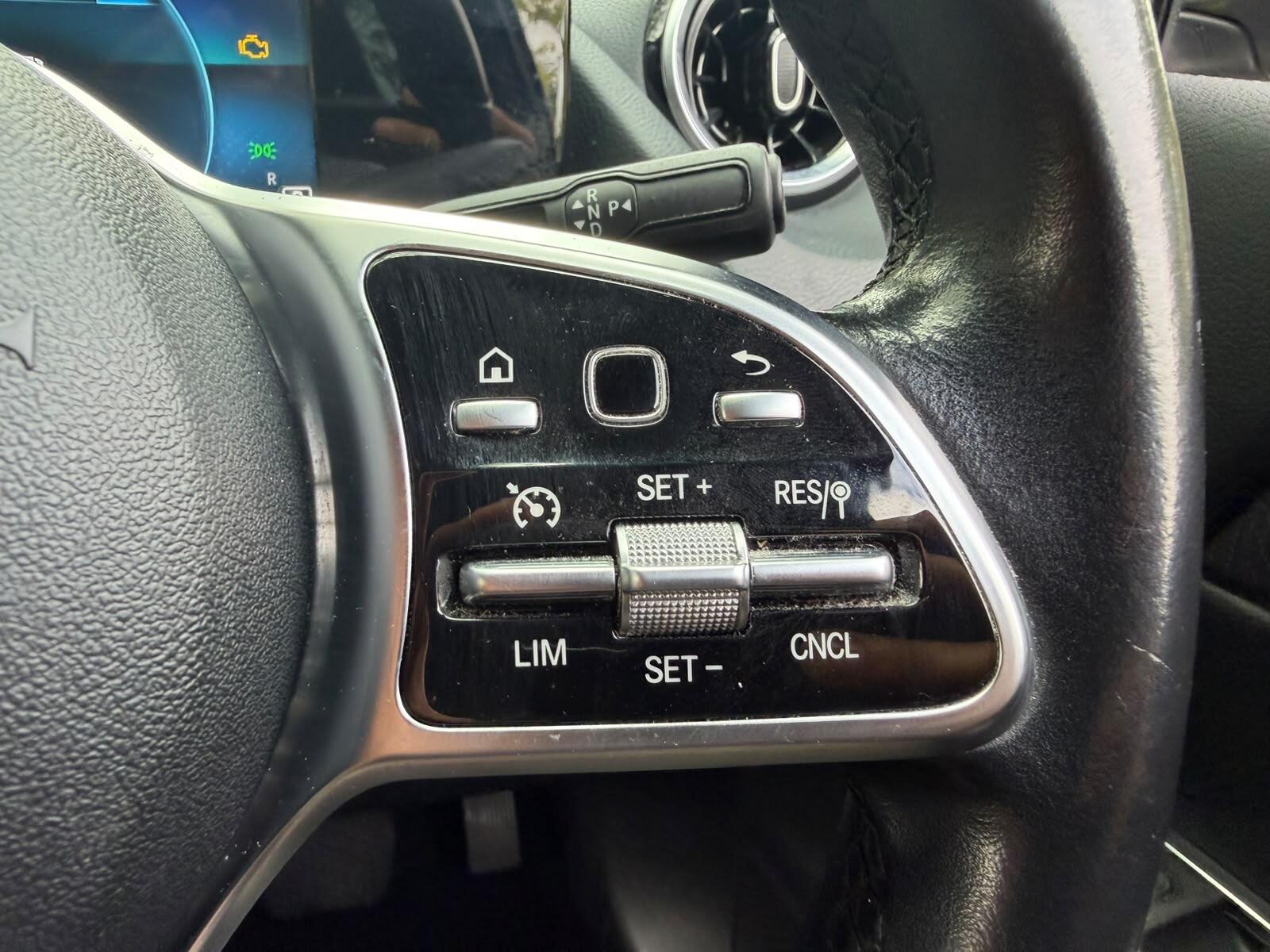 Mercedes-Benz B-Class view 25
