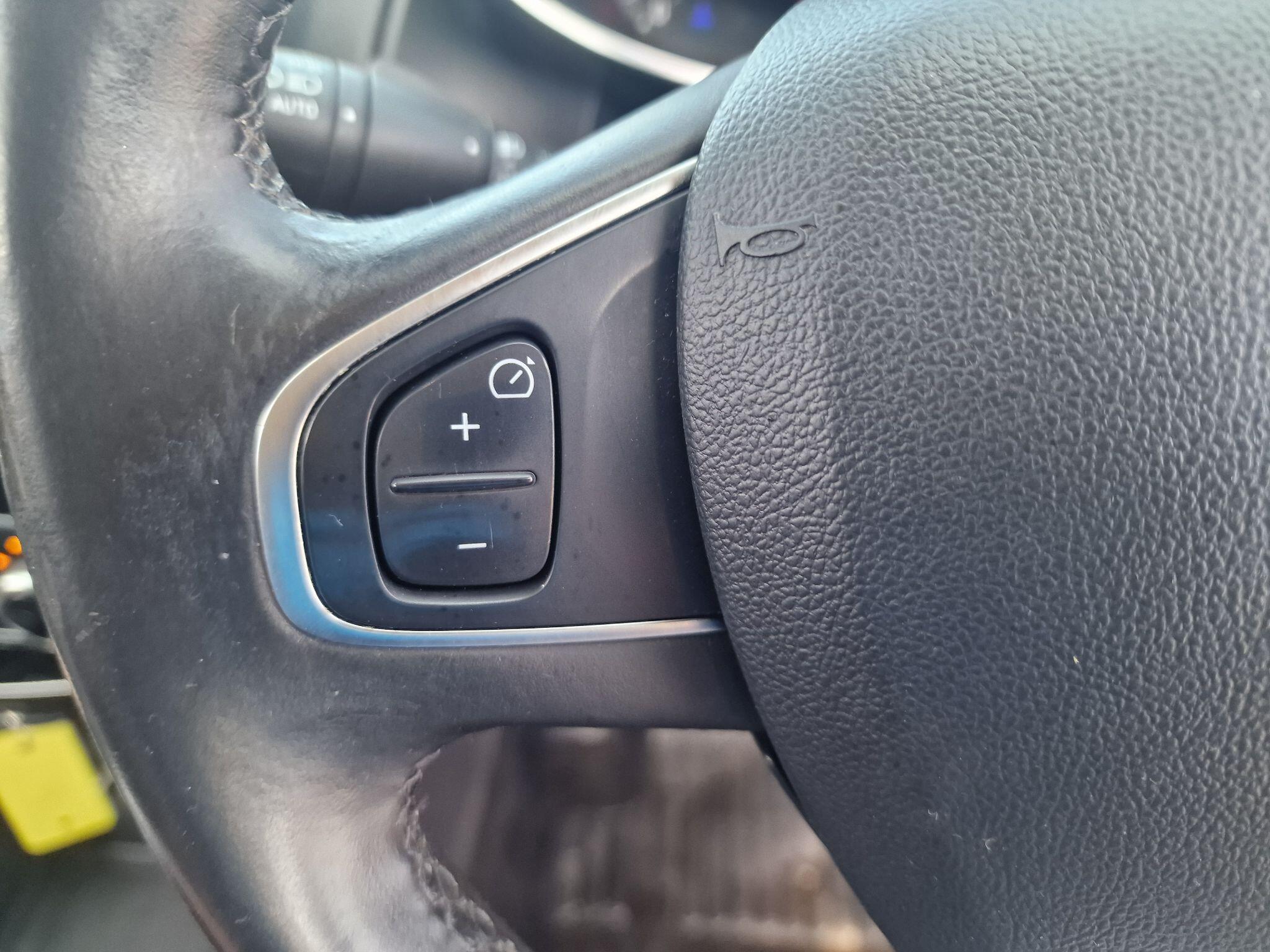 Renault Clio view 33