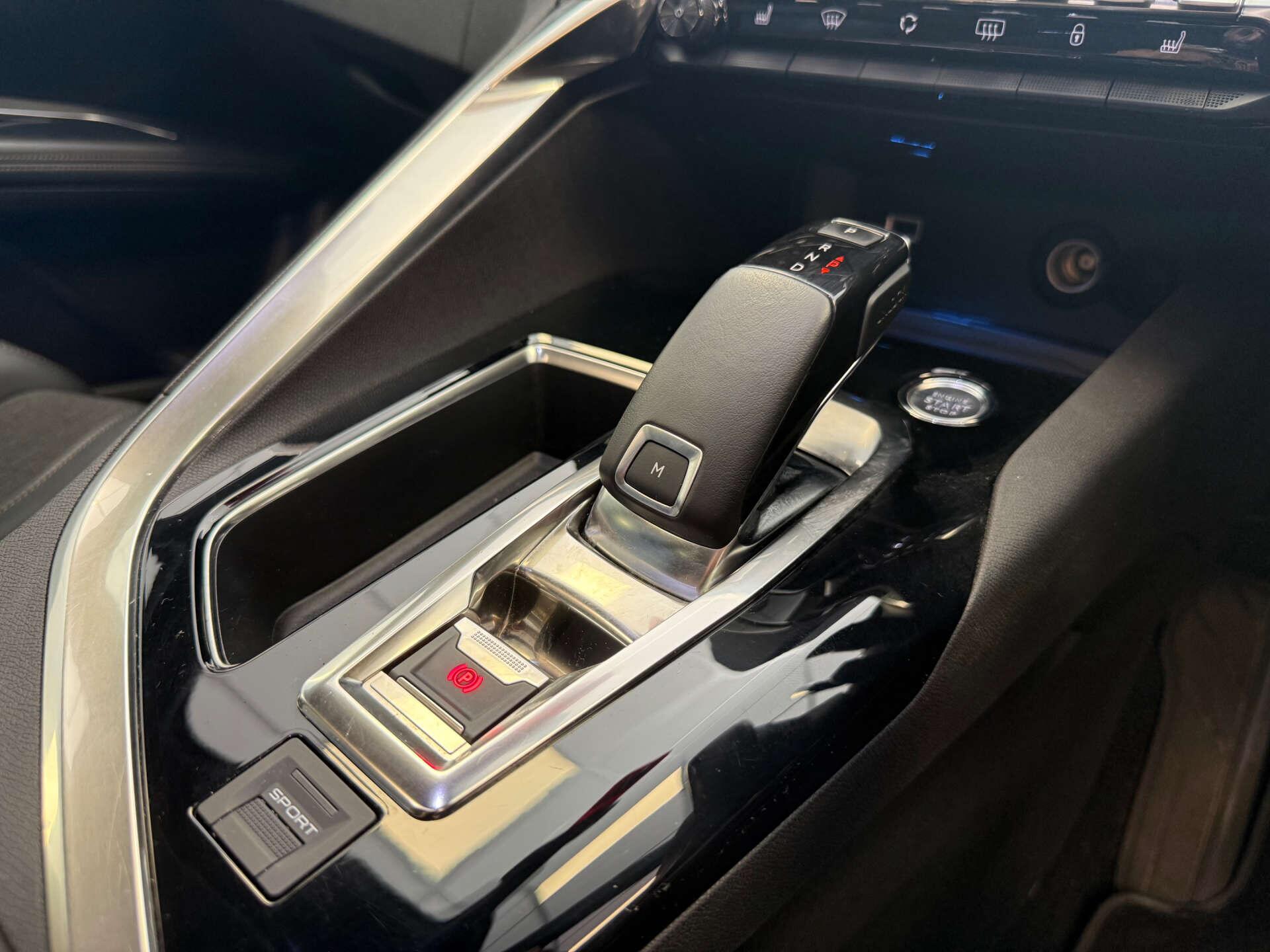 Peugeot 5008 view 32