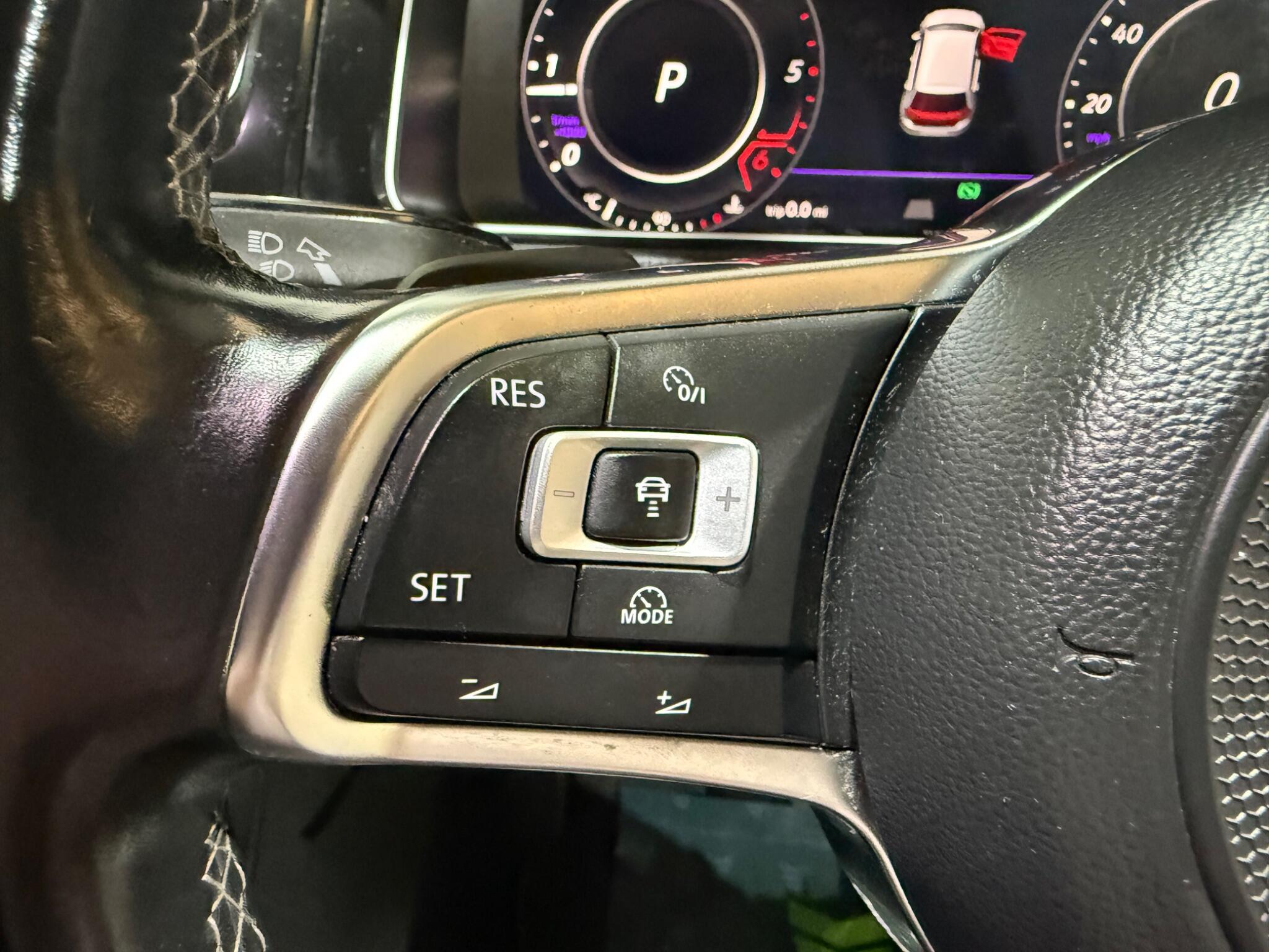 Volkswagen Golf view 32