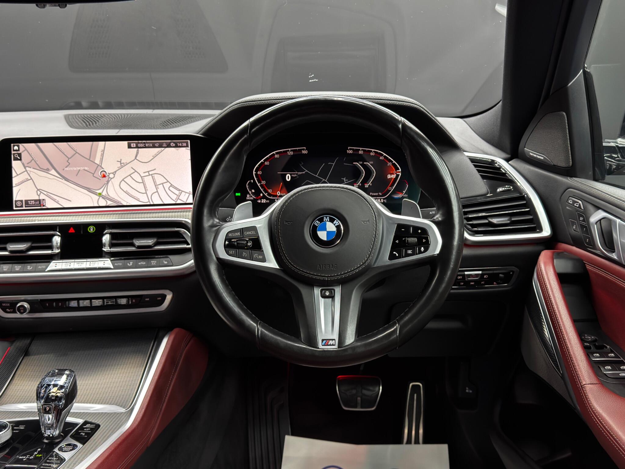 BMW X6 view 18