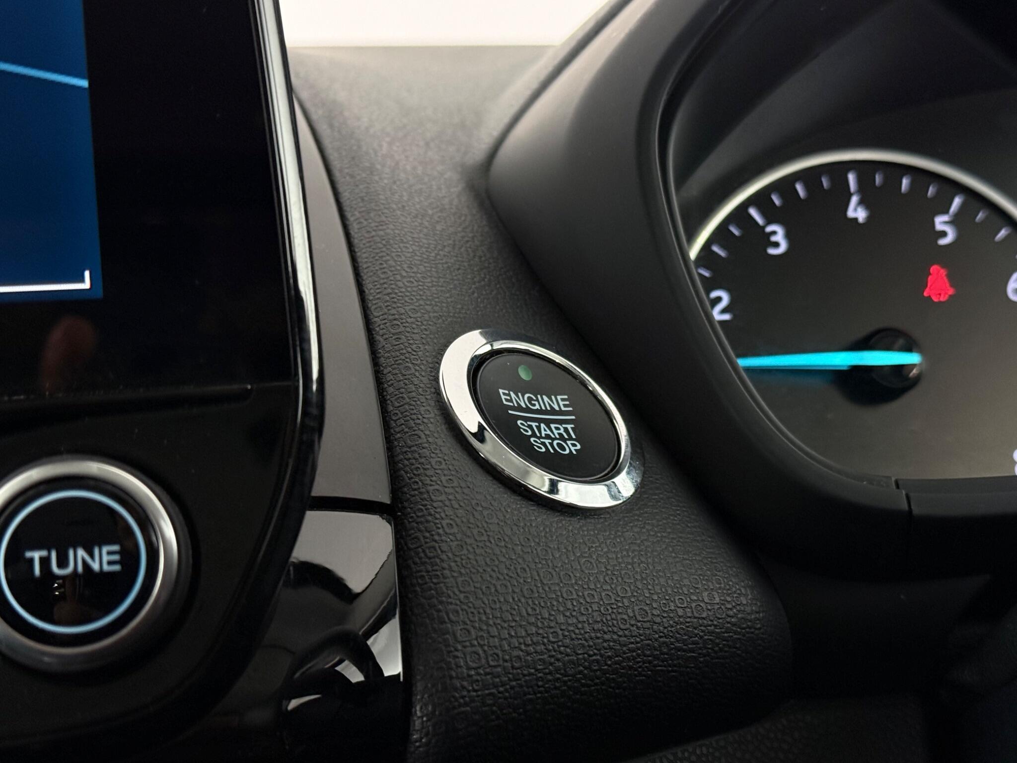 Ford Ecosport view 17