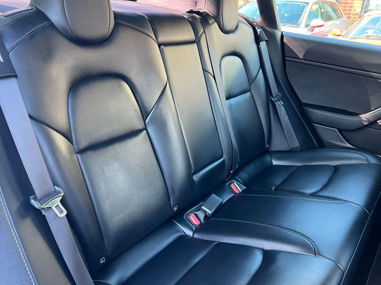 Tesla Model 3 view 20