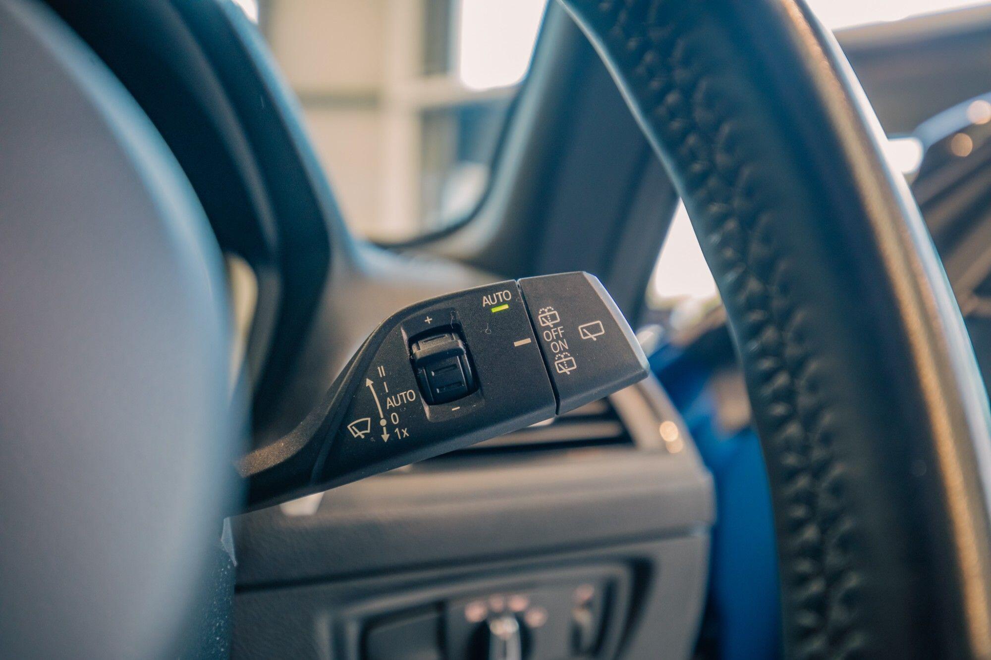 BMW 1 Series view 11