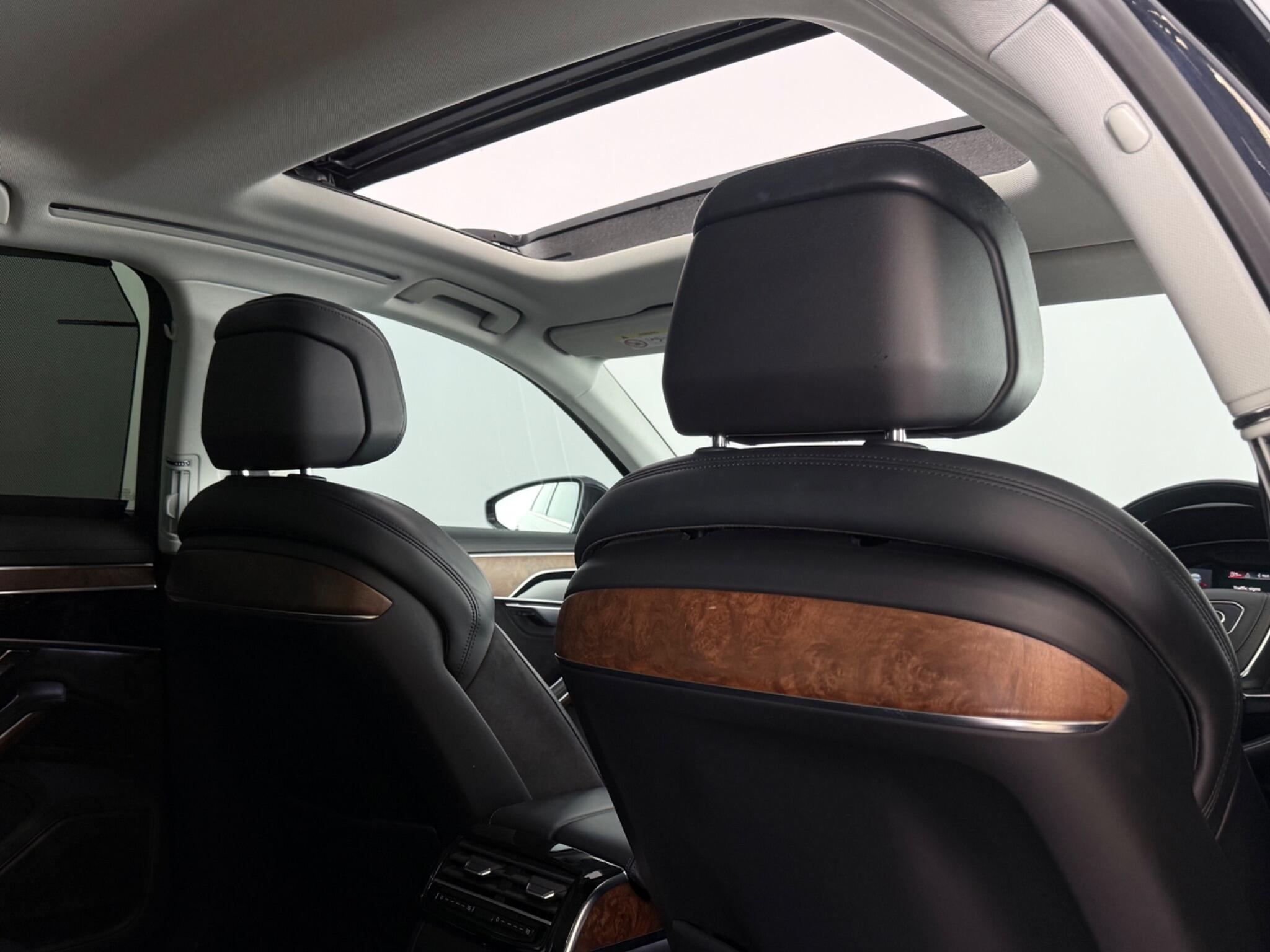 Audi A8 view 41